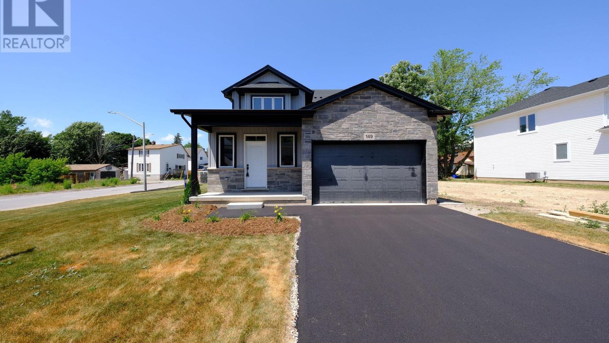 149 HODGKINS AVENUE Image