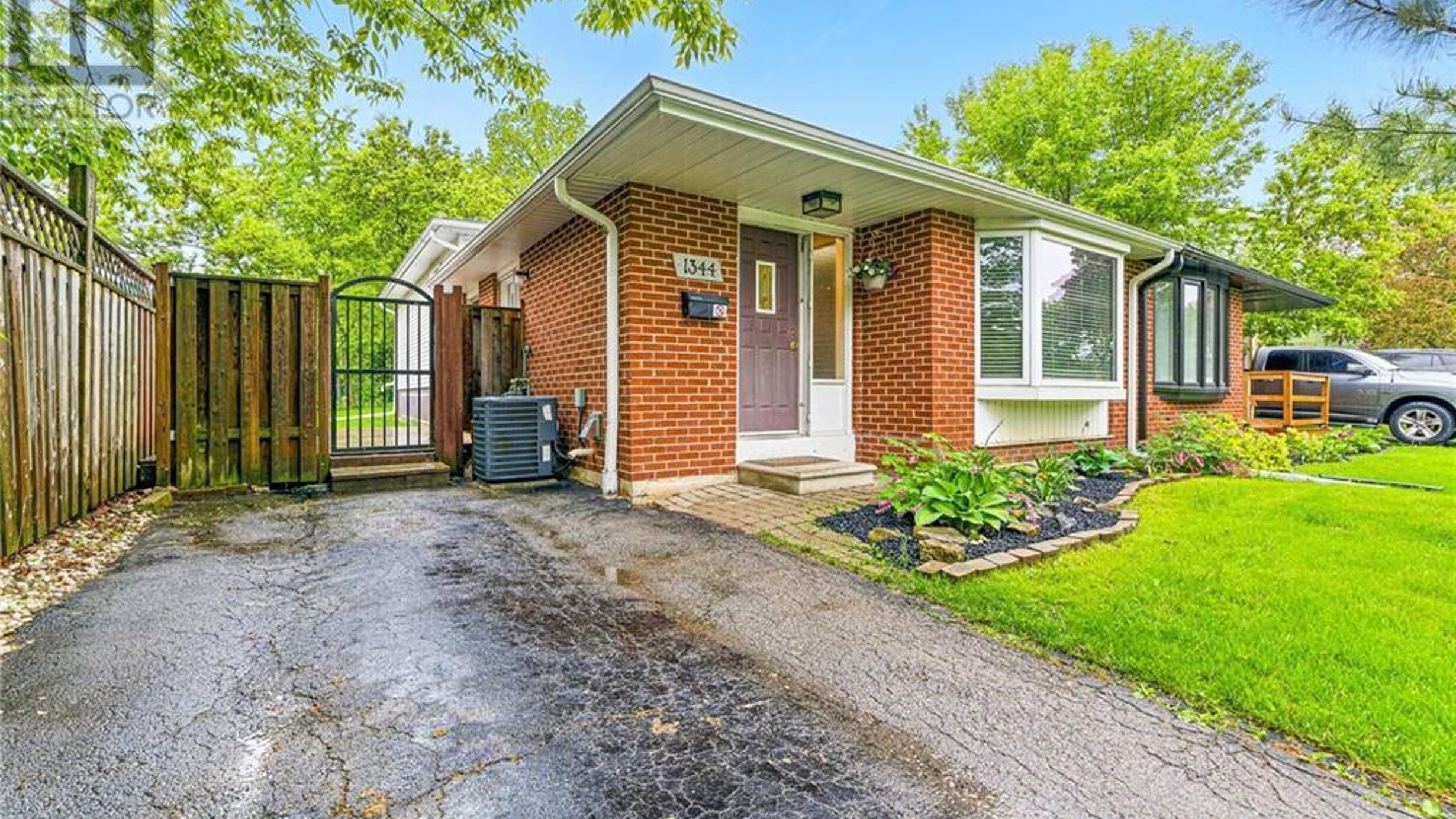 1344 COLONSAY Drive Image