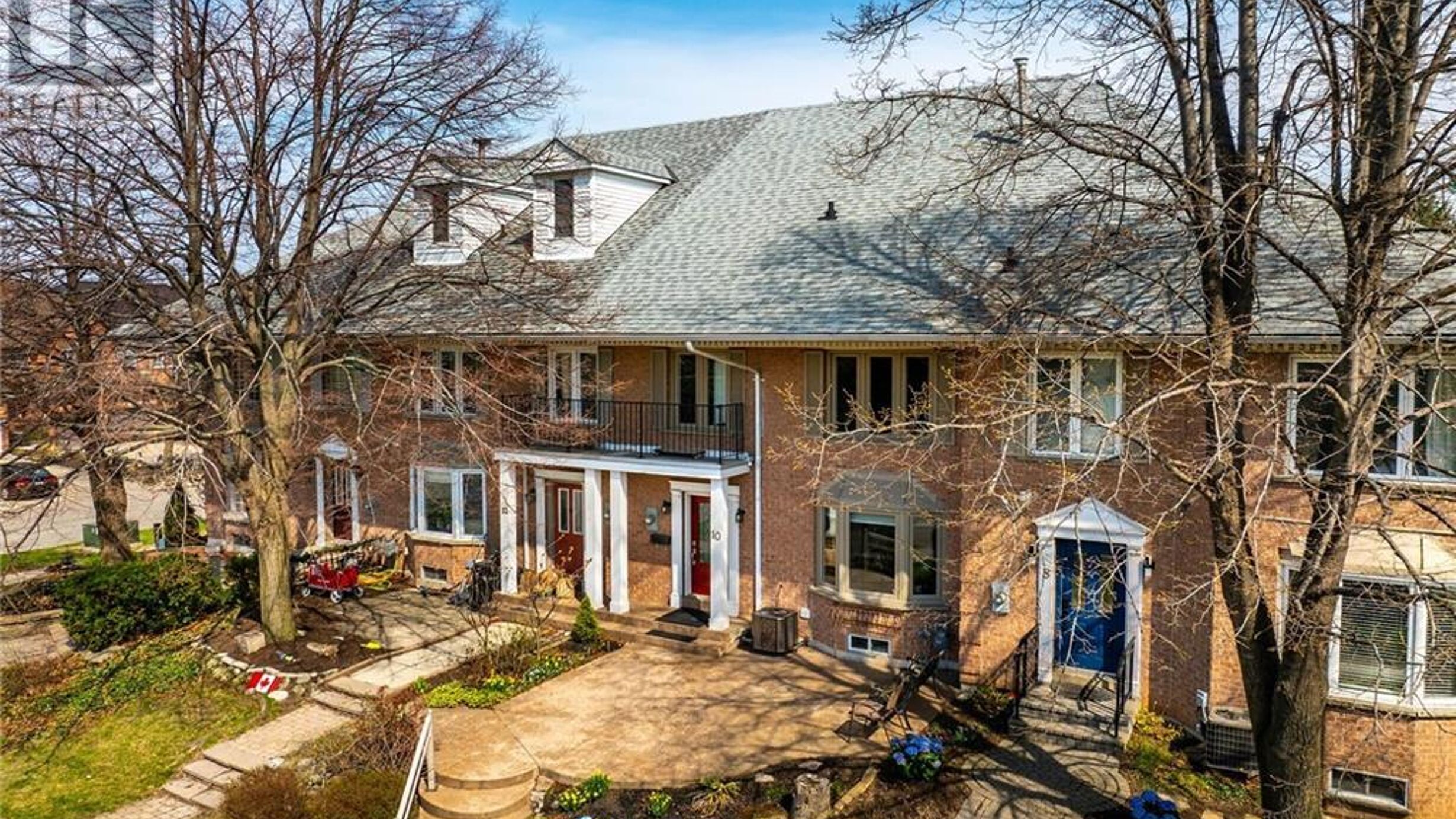10 EDGEWATER Drive Image
