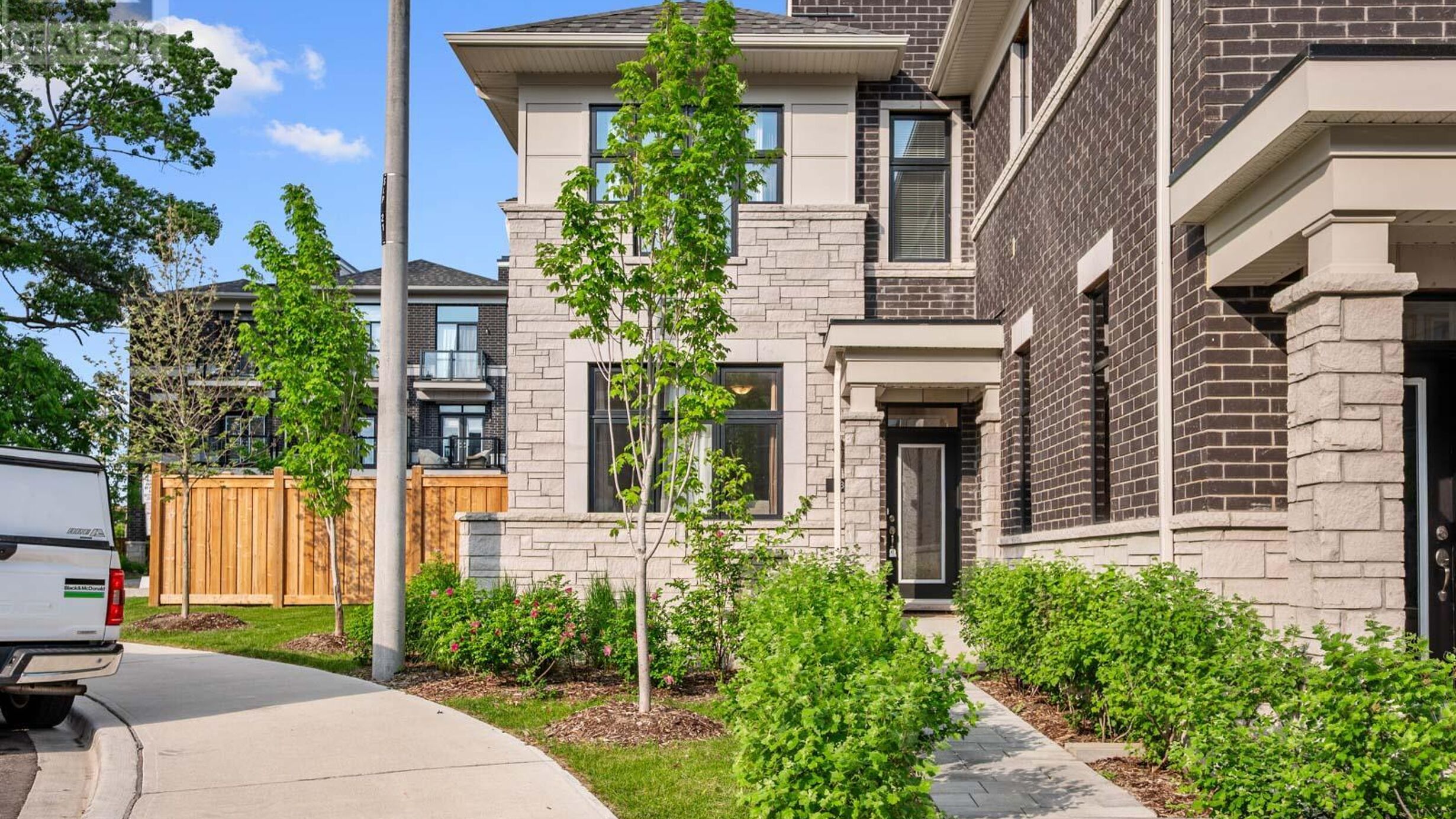 23 TARMOLA PARK COURT Image