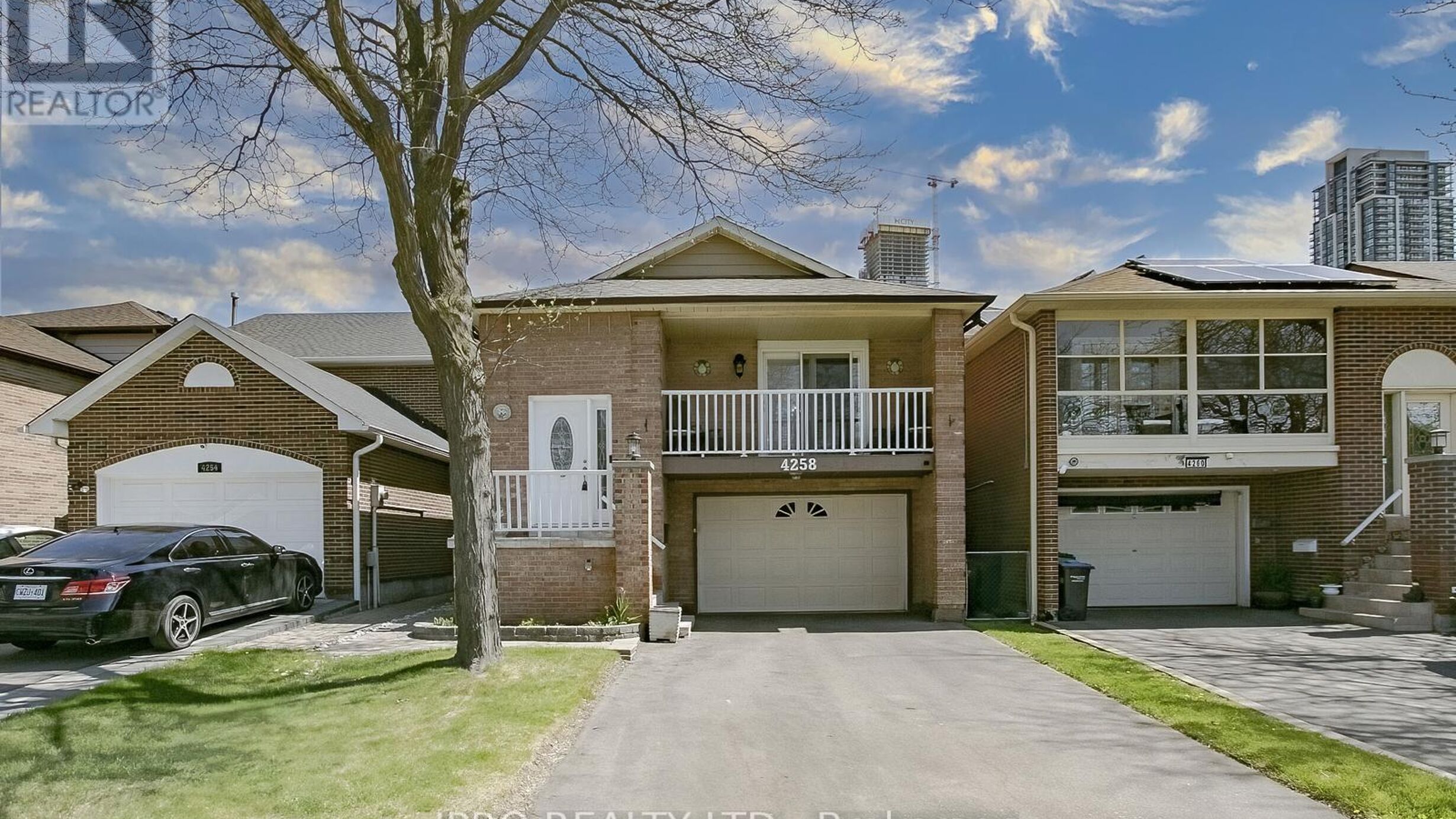 4258 TEA GARDEN CIRCLE Image