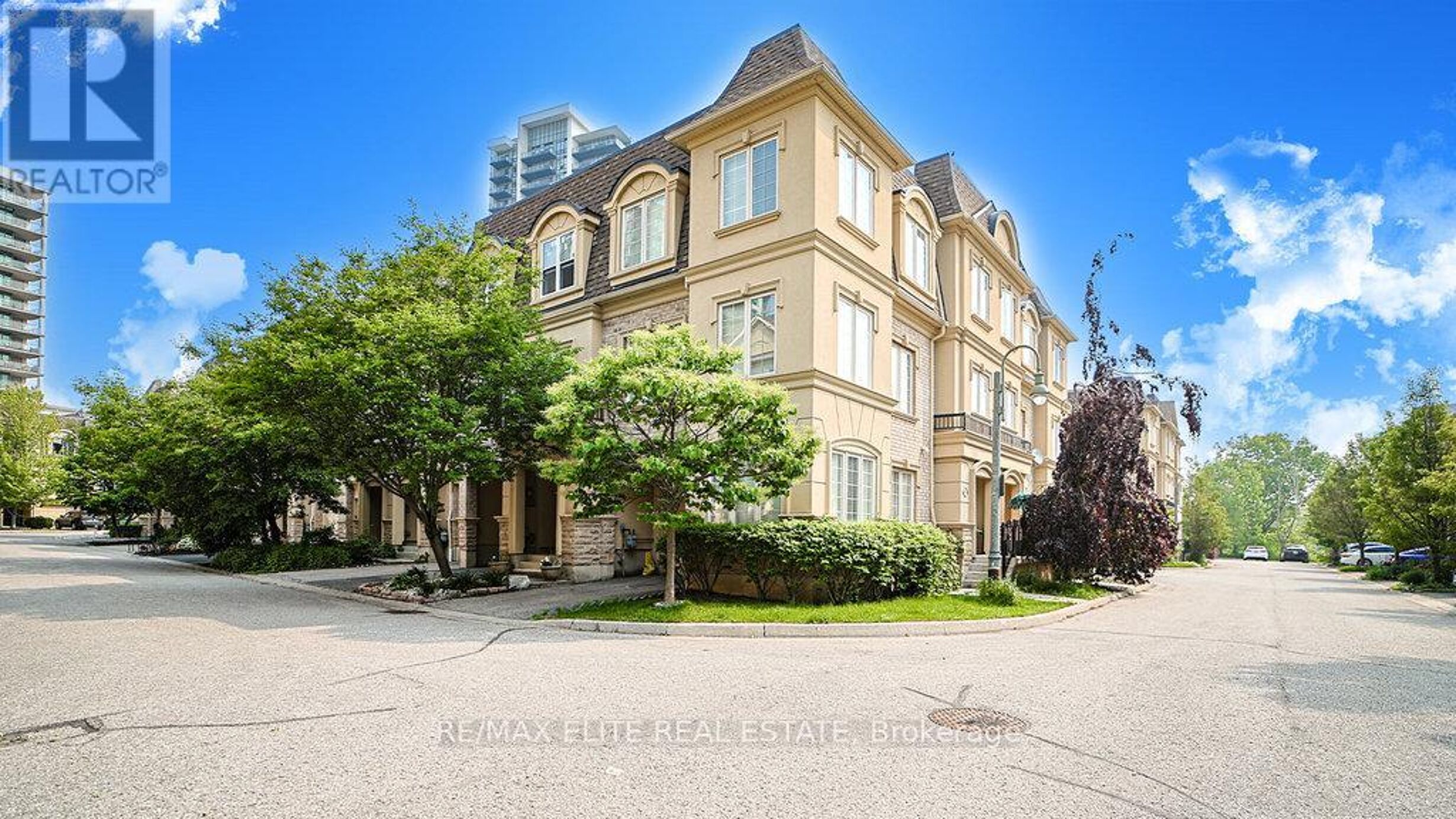 79 - 1250 ST MARTINS DRIVE Image