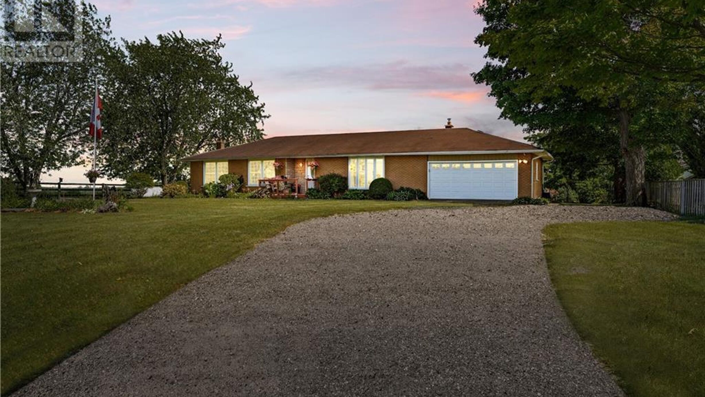 1786 8TH CONCESSION Road W Image