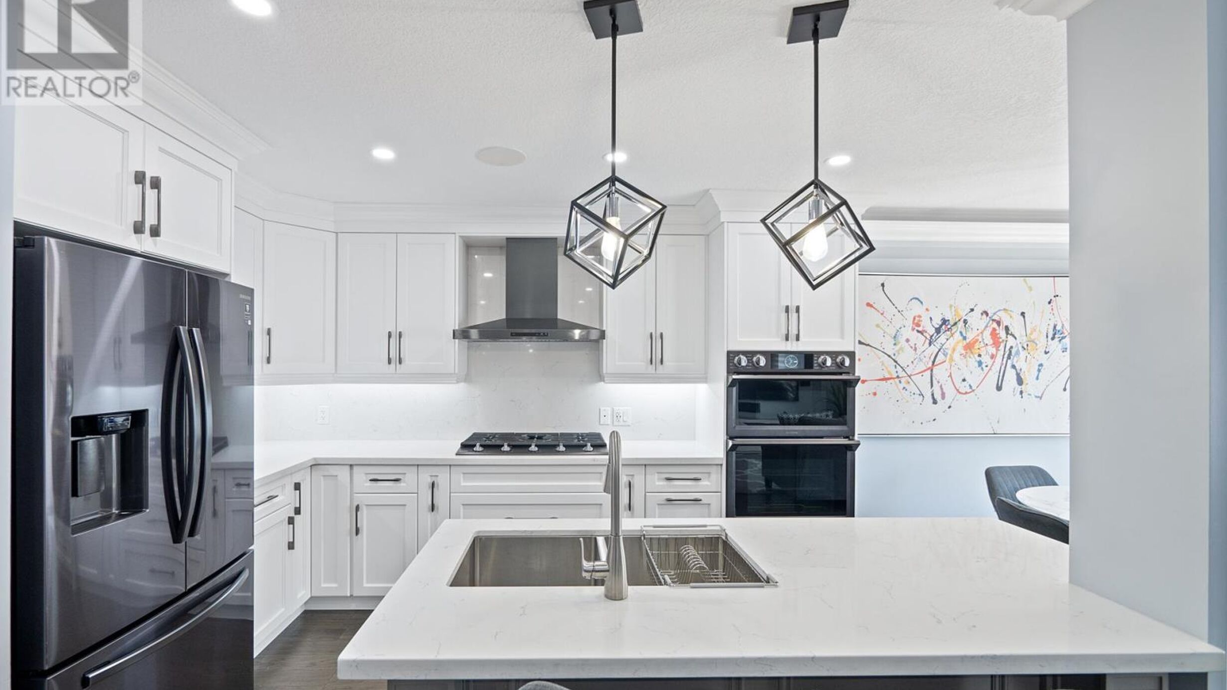 19 BETHUNE AVENUE Image