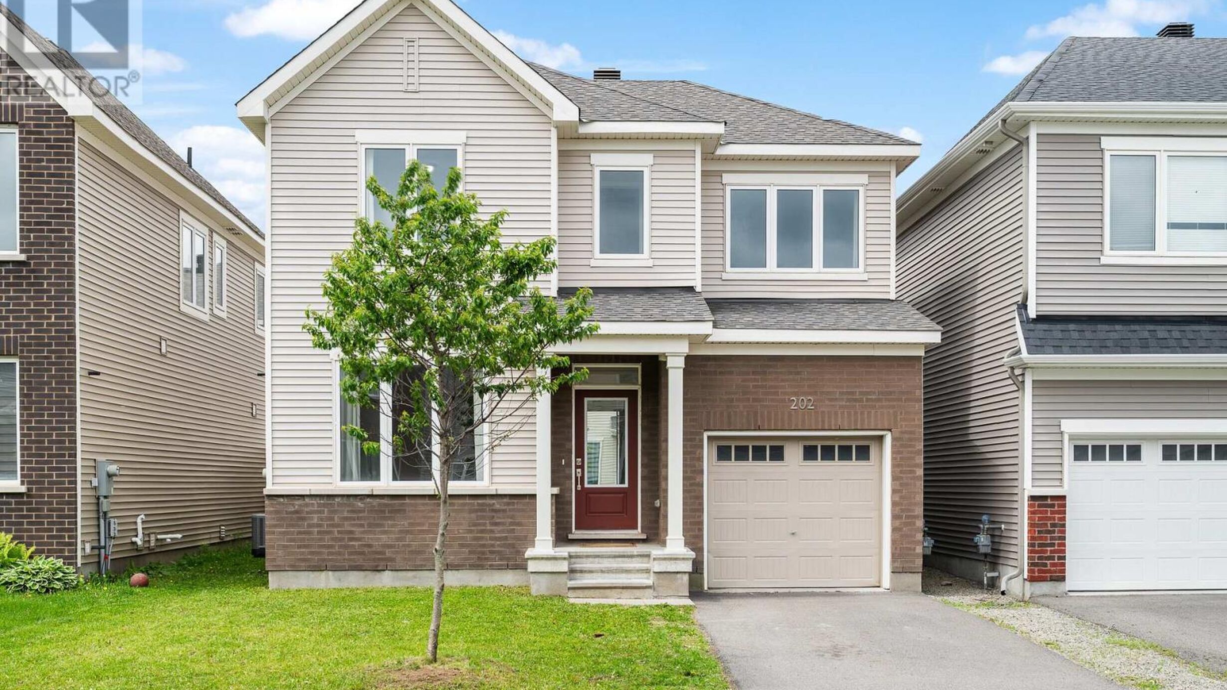 202 DOUGLAS FIR STREET Image