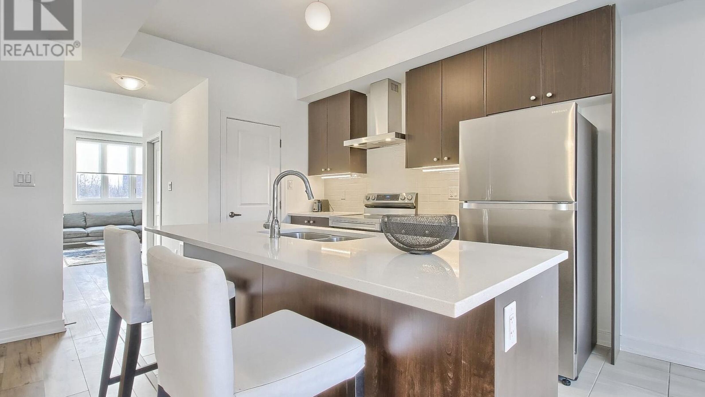 40 BLUE FOREST CRESCENT Image