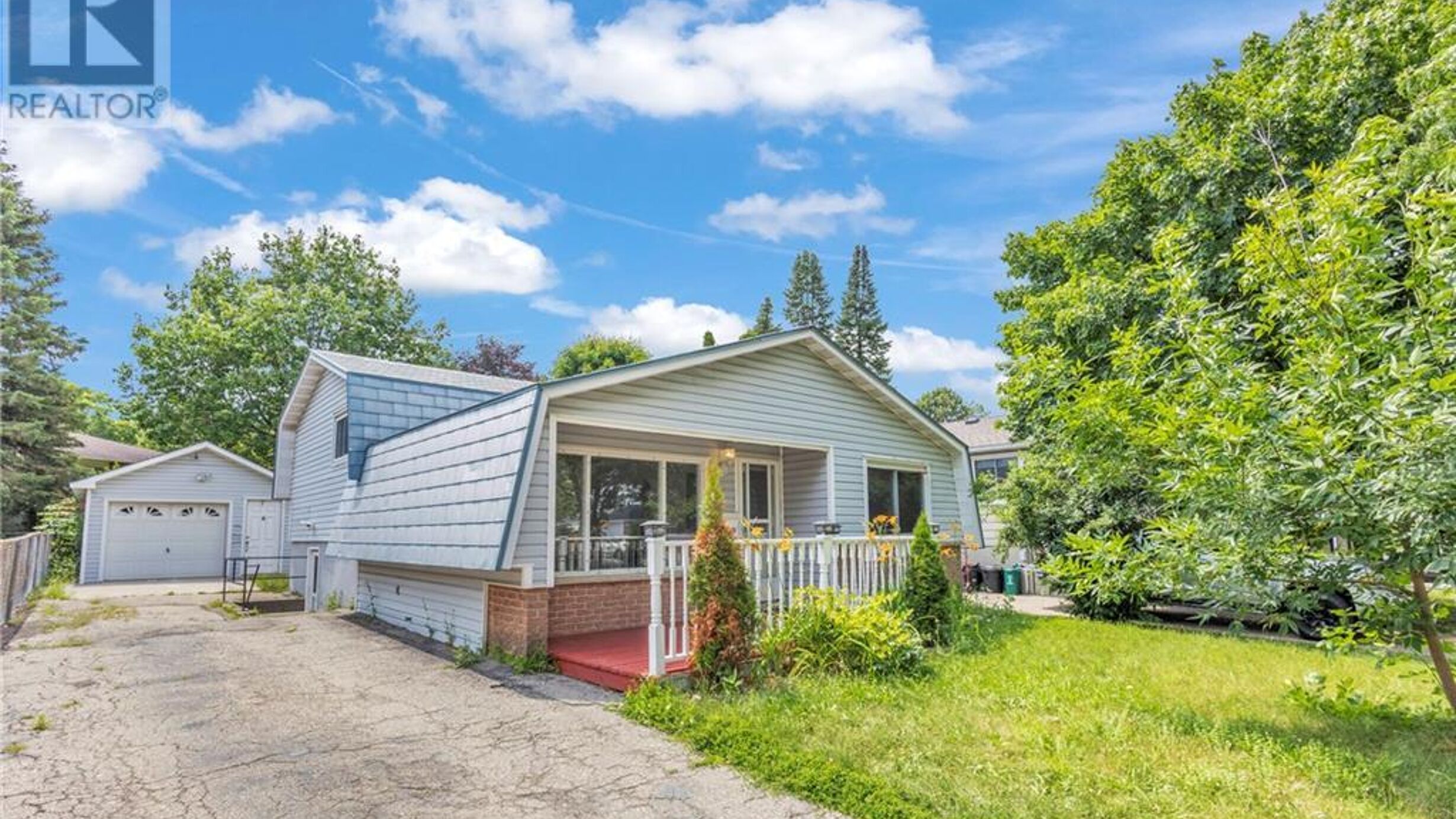 87 CHRISTOPHER Drive Image