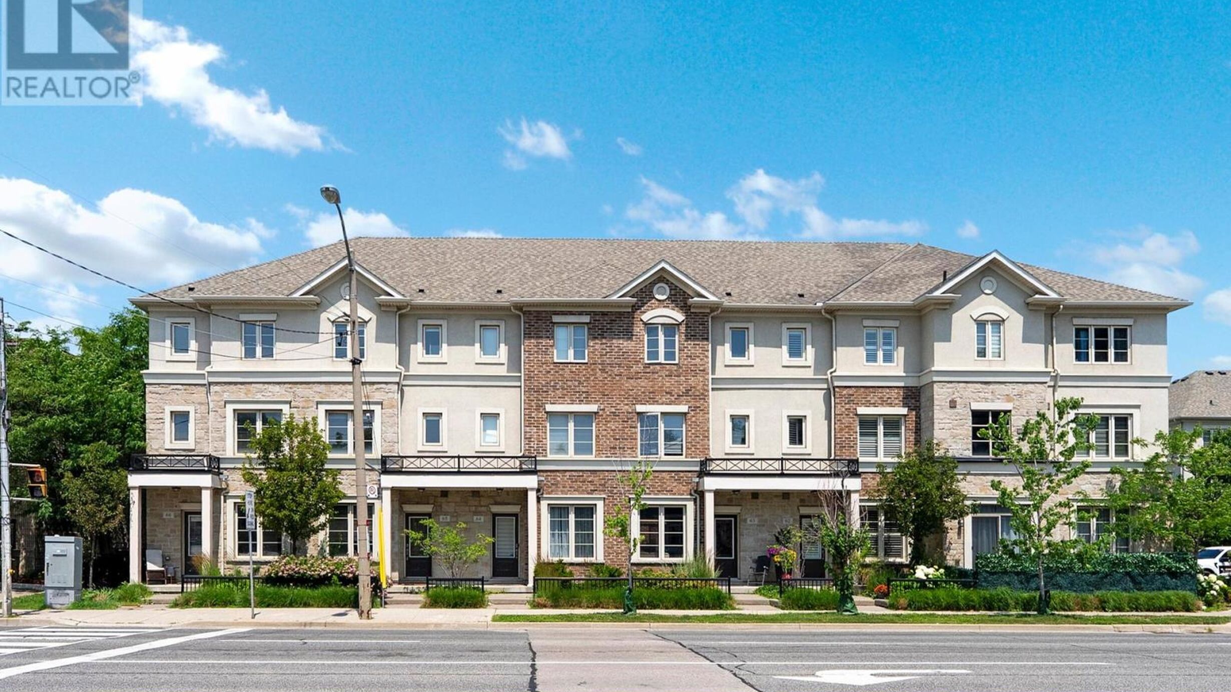 65 - 636 EVANS AVENUE Image
