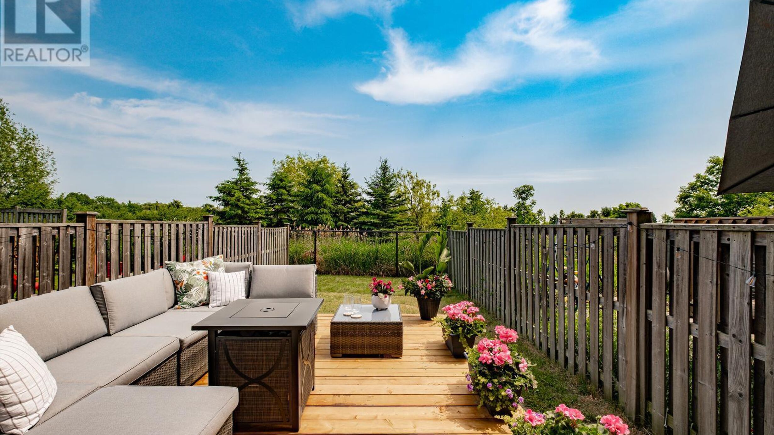 535 REEVES WAY BOULEVARD Image