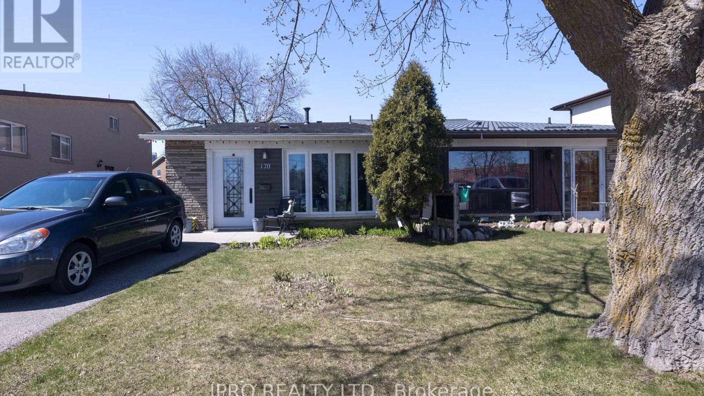 170 CLARENCE STREET Image