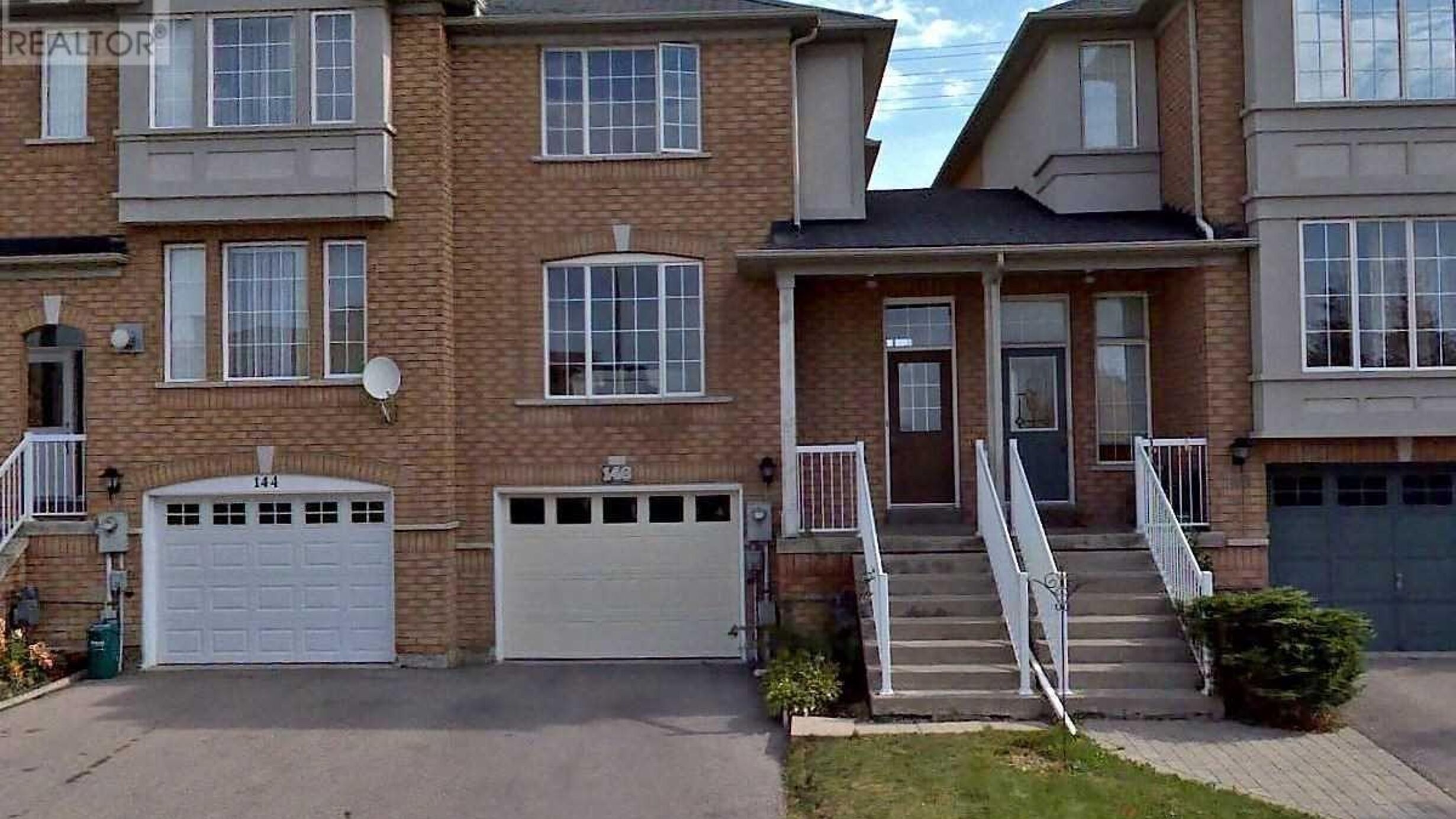146 FOXFIELD CRESCENT Image