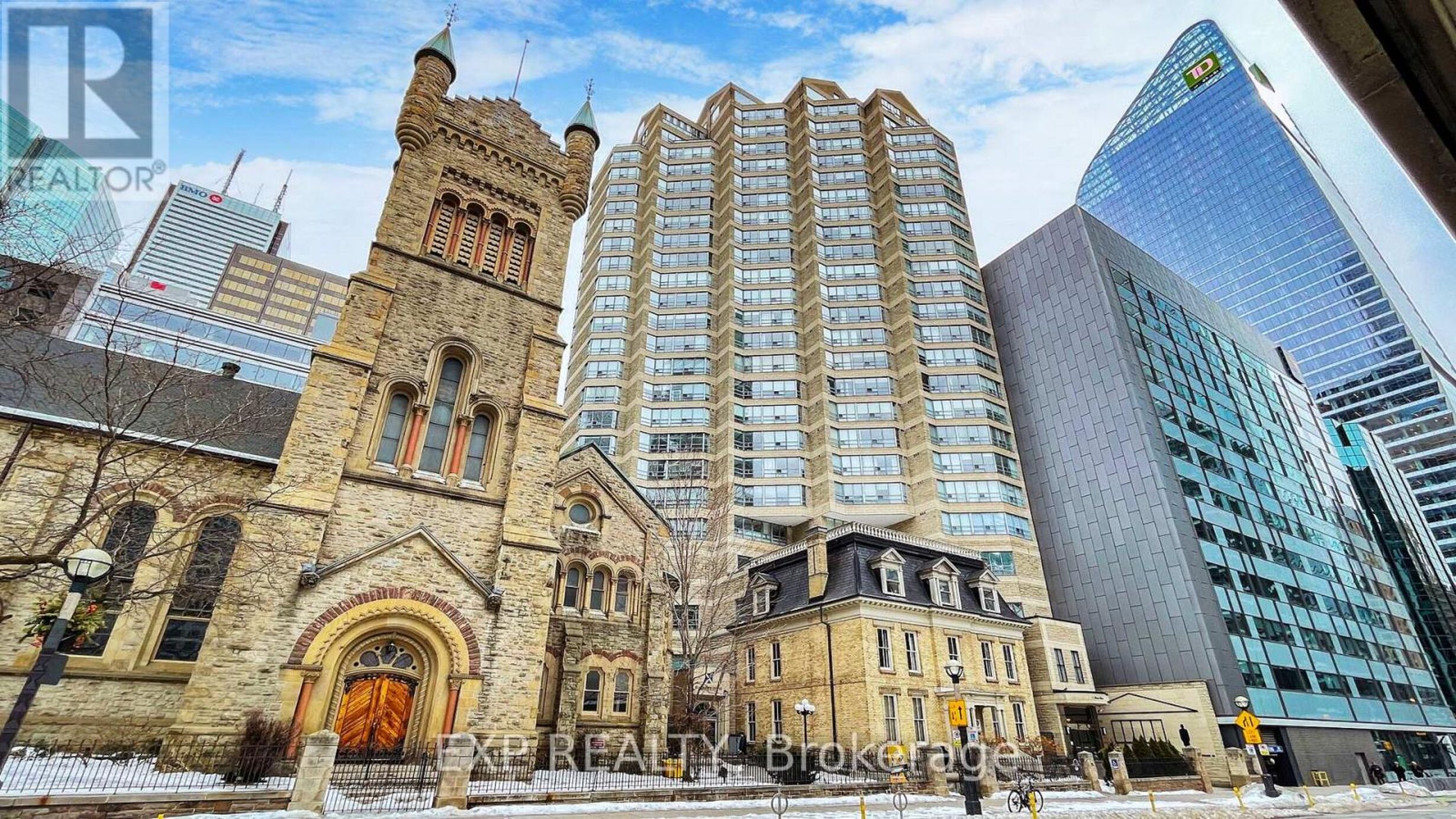 1204 - 71 SIMCOE STREET Image