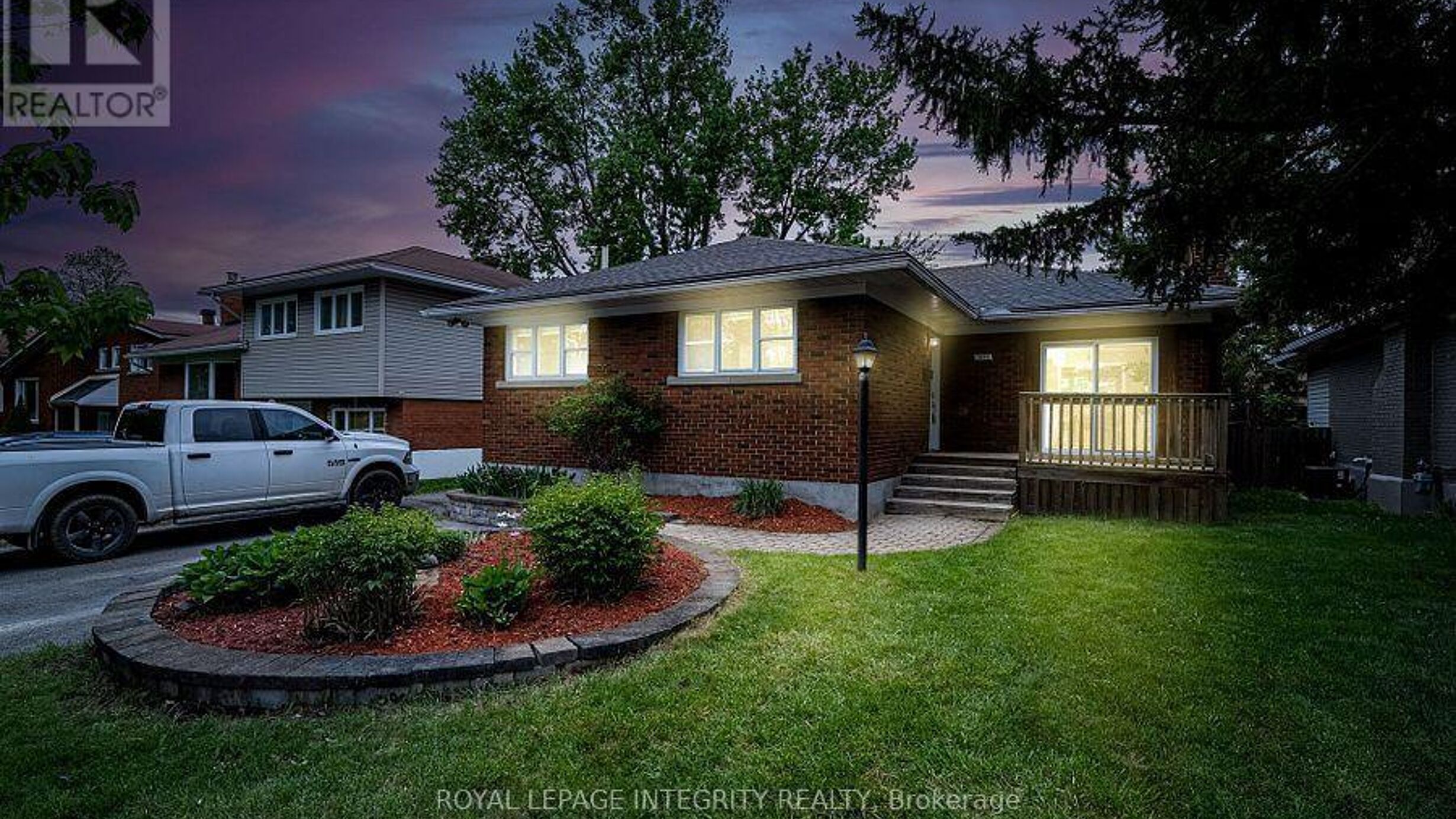 1695 GAGE CRESCENT N Image
