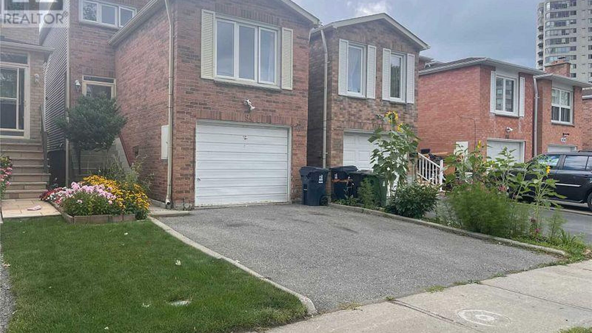 94 SEAMIST CRESCENT Image