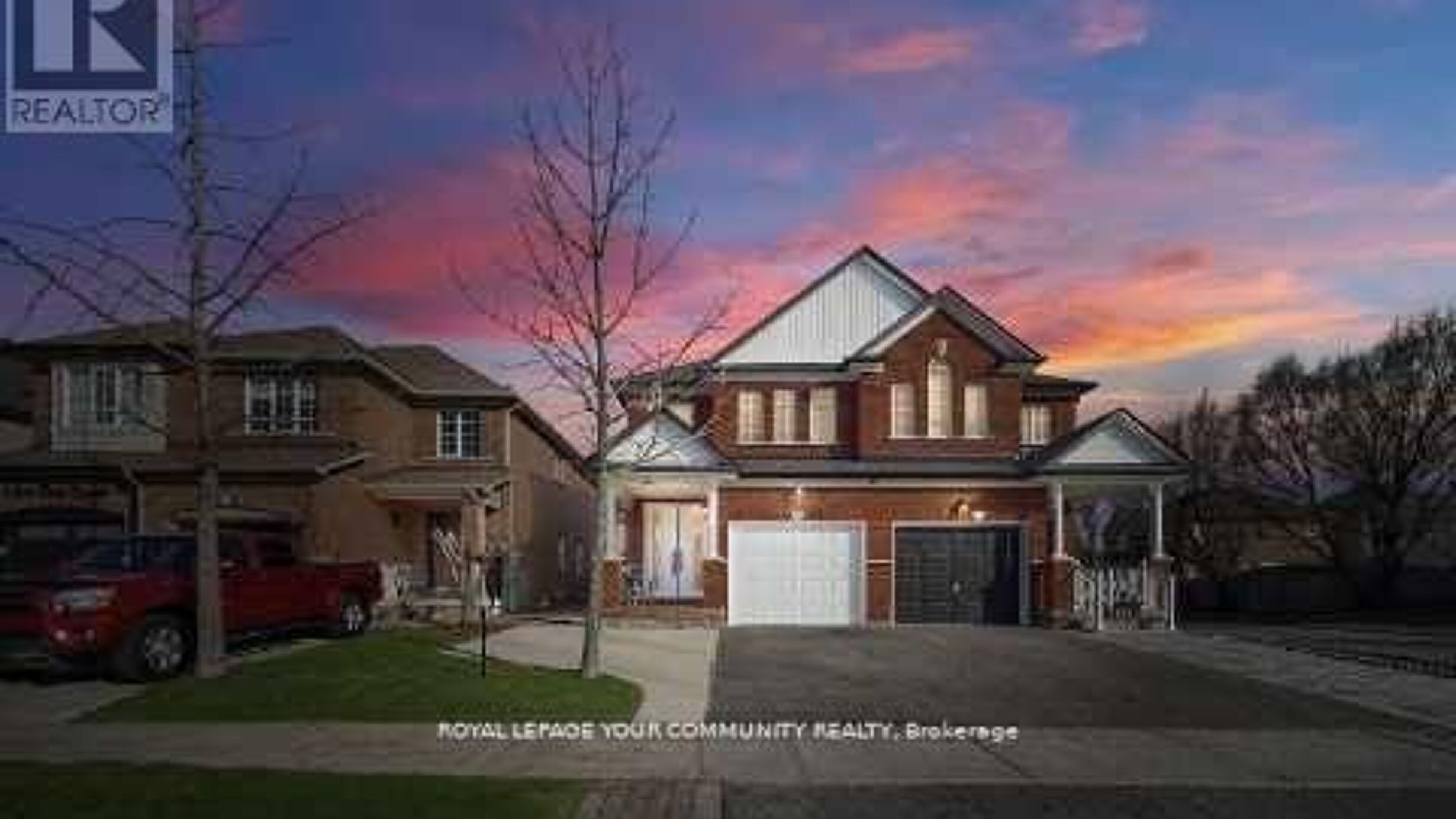 15 ECHO RIDGE CRESCENT Image
