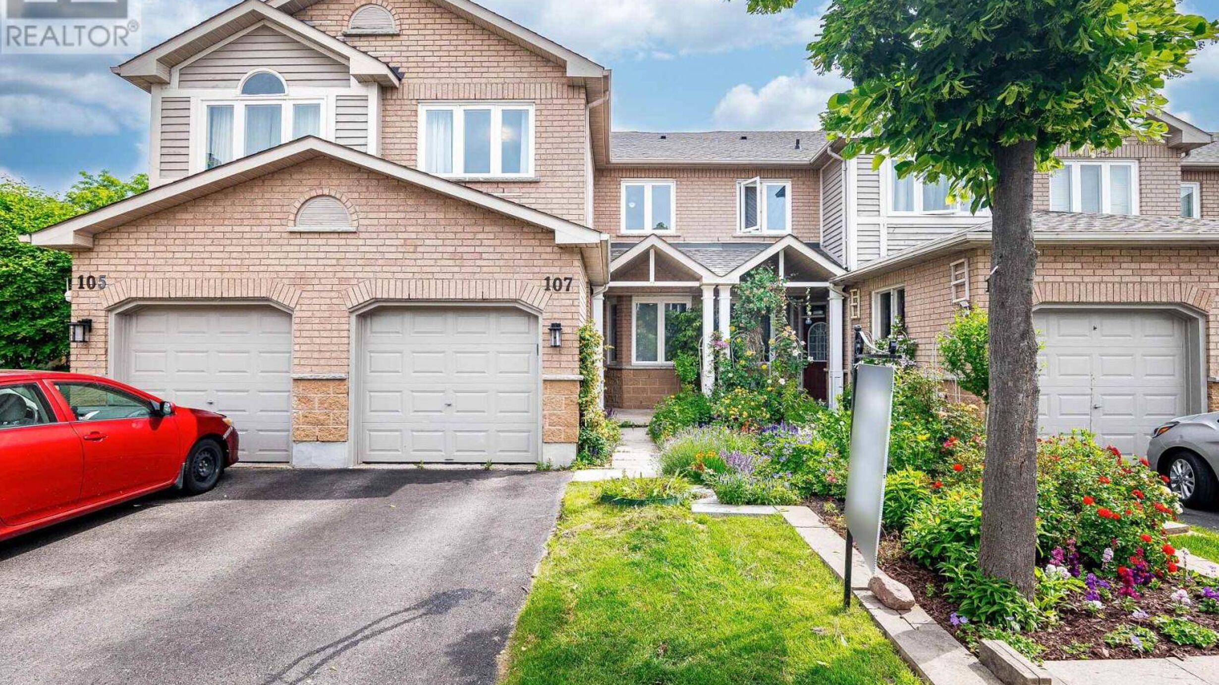 107 - 833 SCOLLARD COURT Image