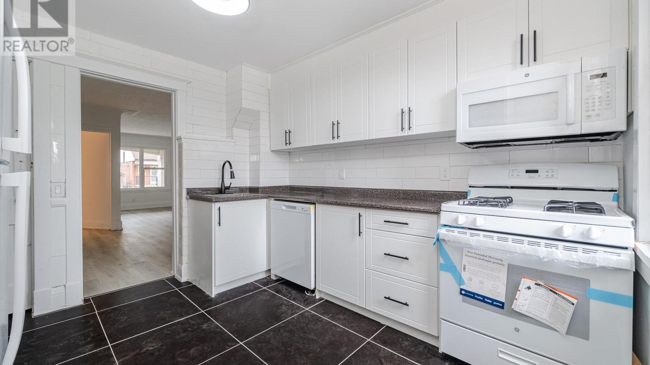 463 DUNSMURE ROAD Image