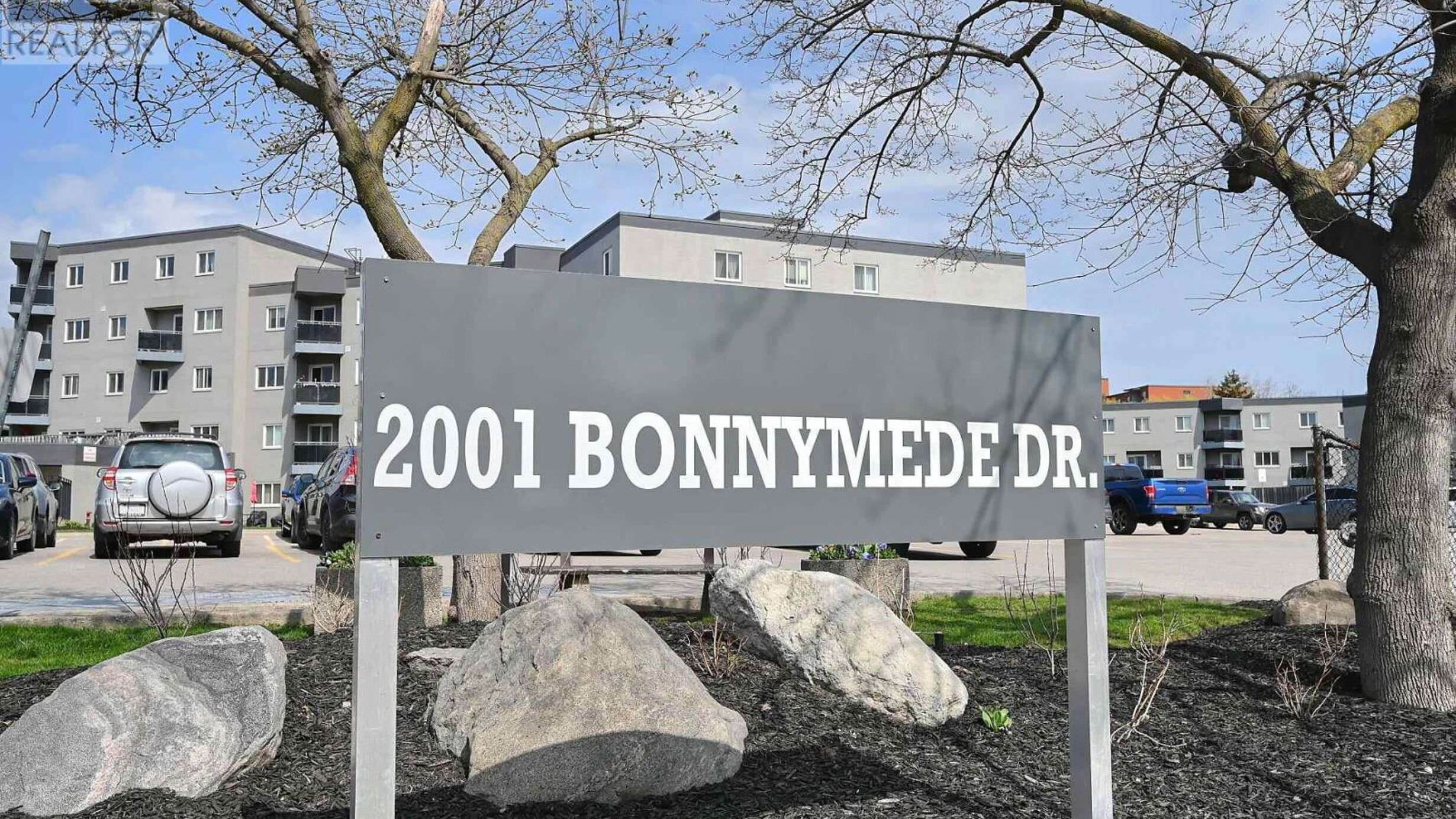 22 - 2001 BONNYMEDE DRIVE Image