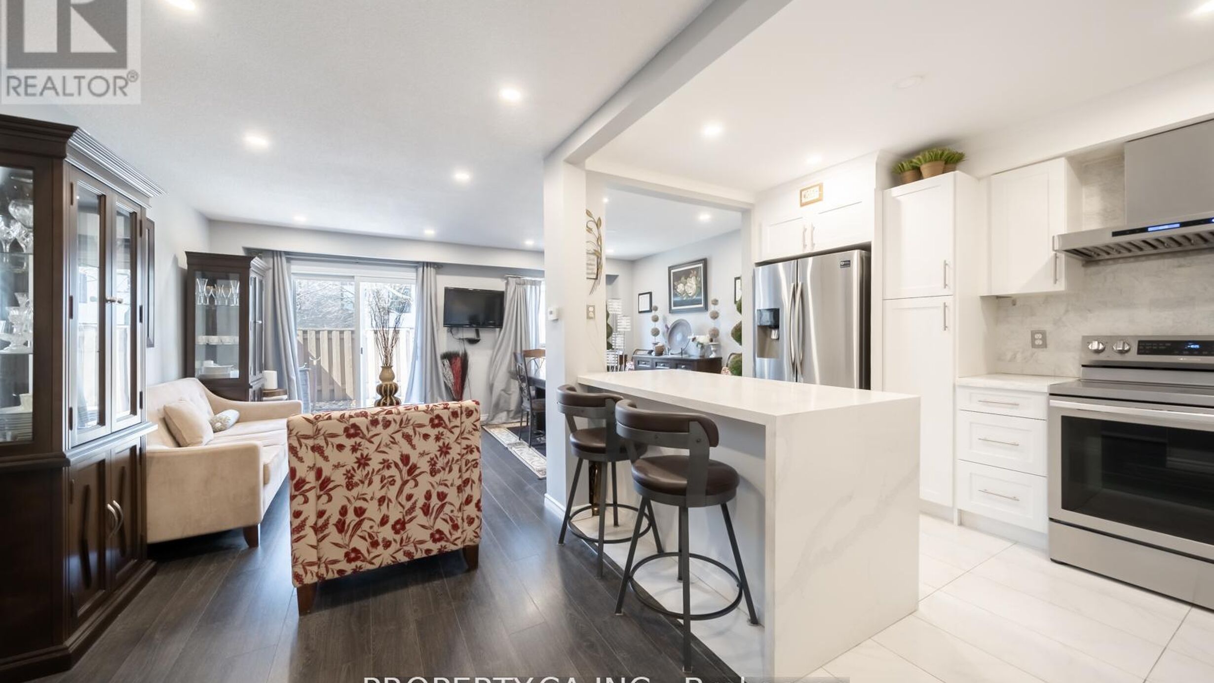 64 DAWSON CRESCENT Image
