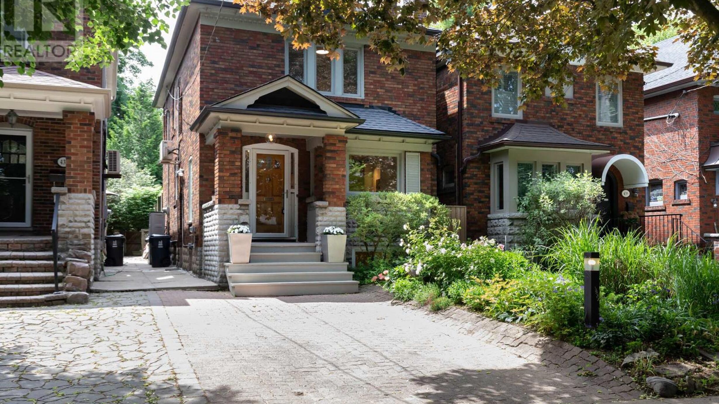 437 ST CLEMENTS AVENUE Image