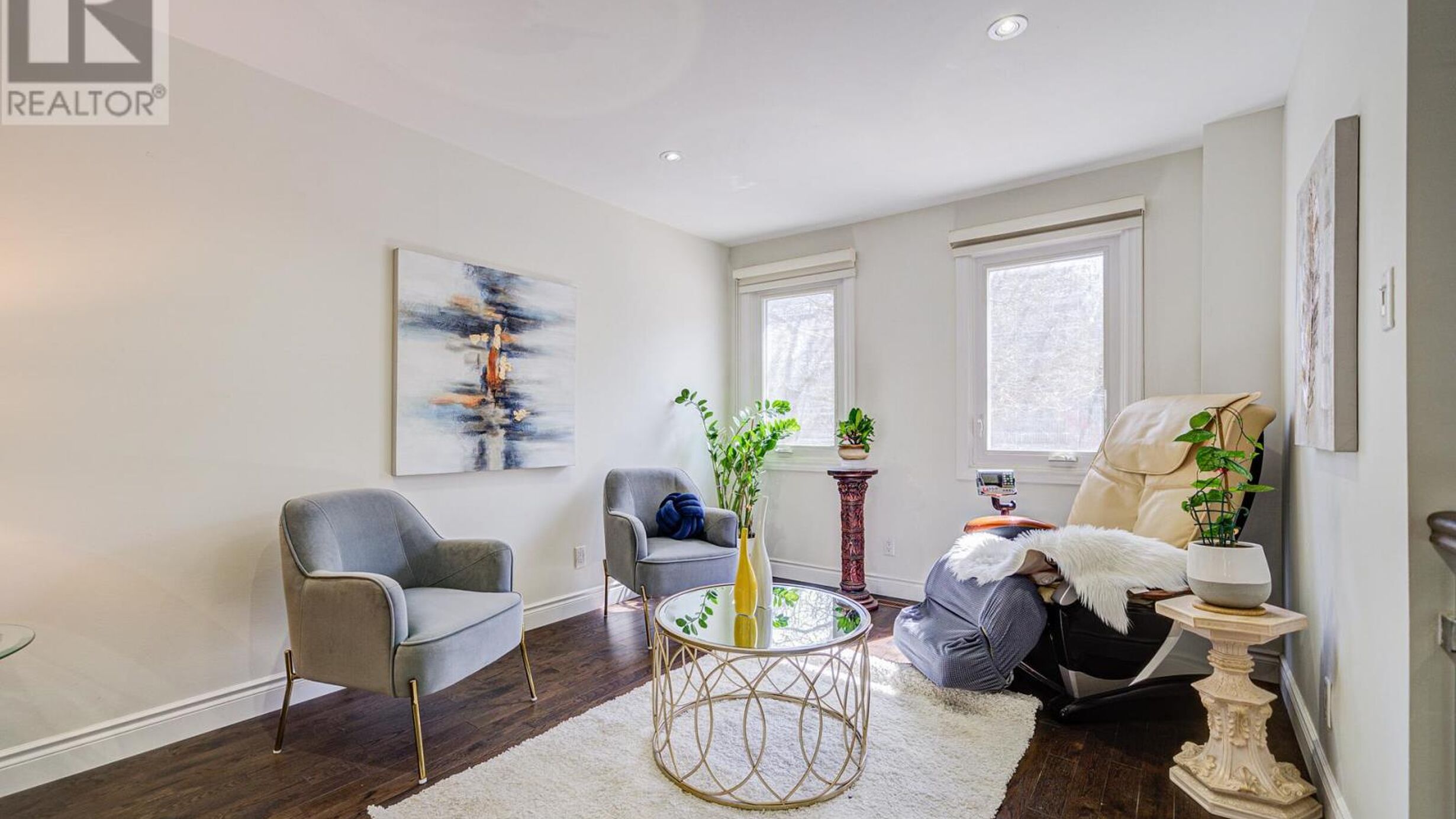 20 COATSWORTH CRESCENT Image