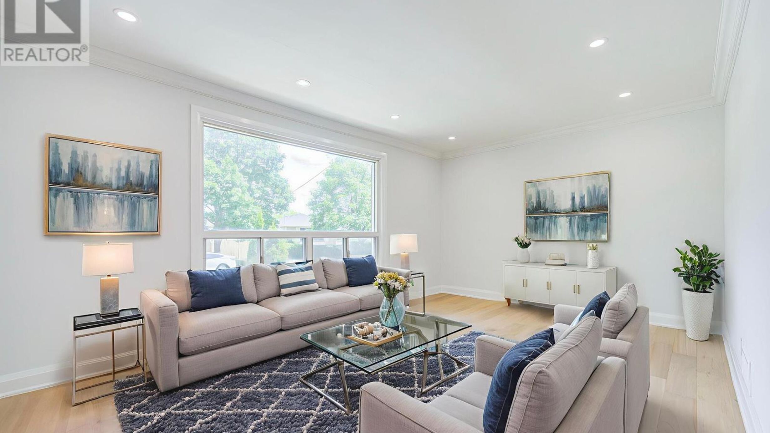 38 ESMOND CRESCENT Image