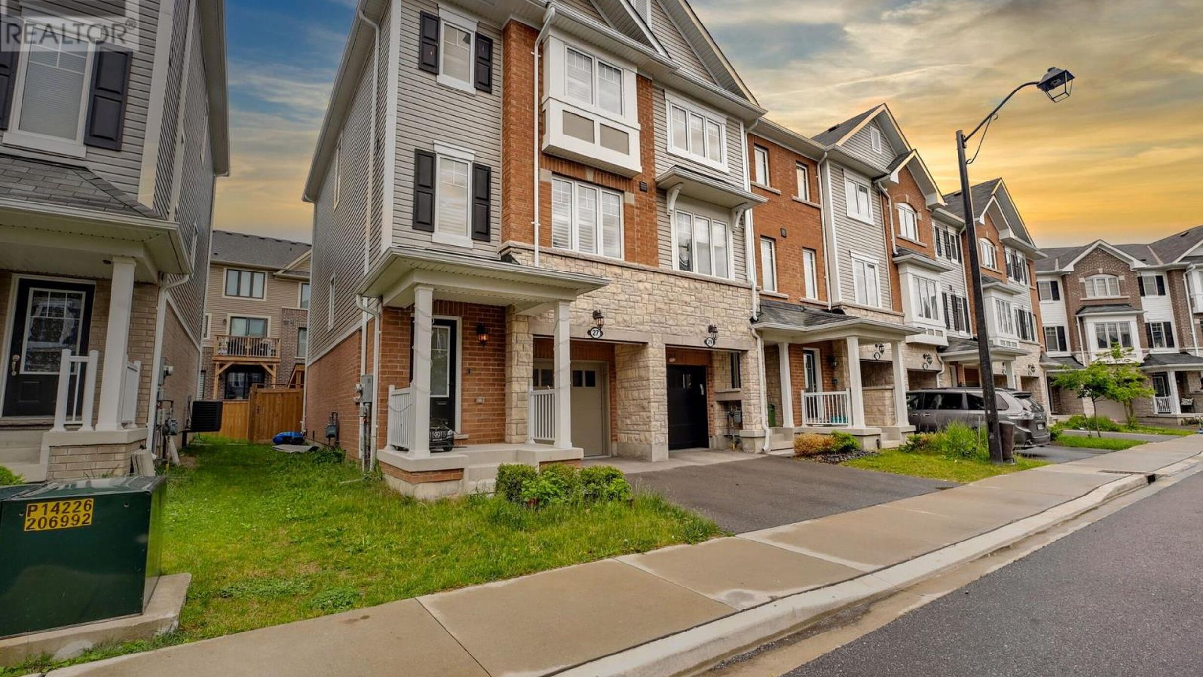 27 RAPIDS LANE Image