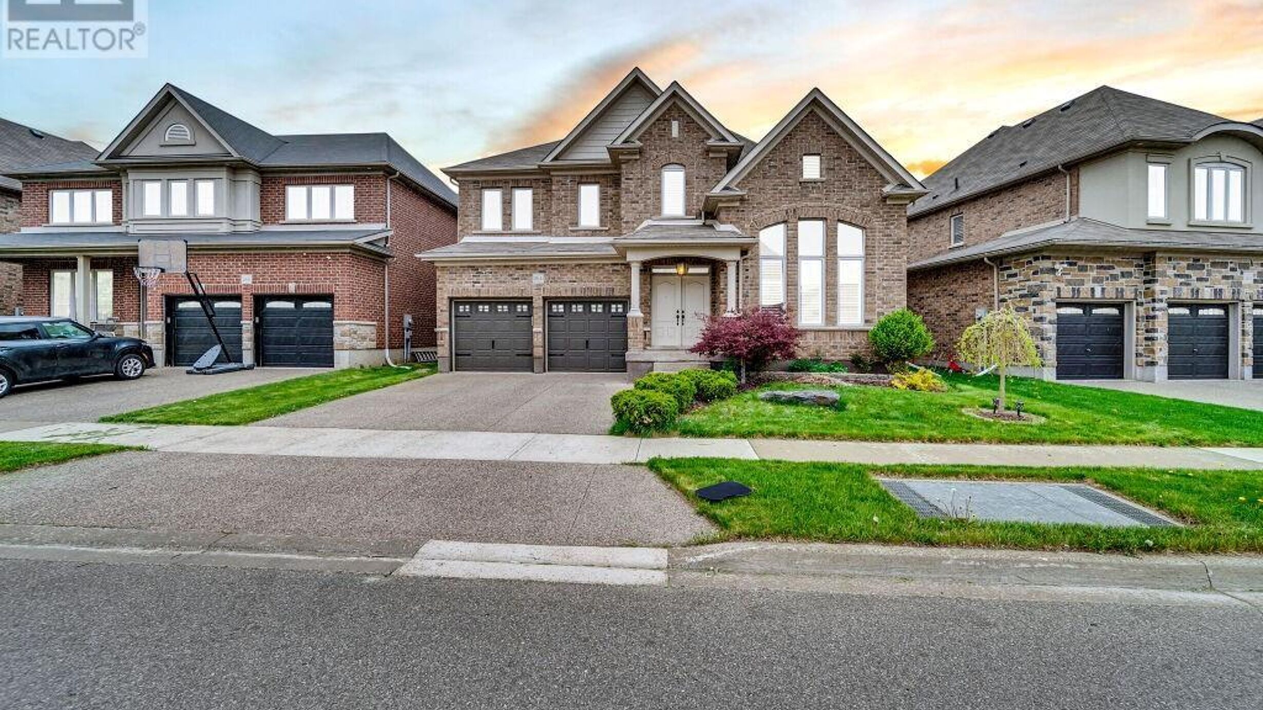 264 EVENS POND Crescent Image