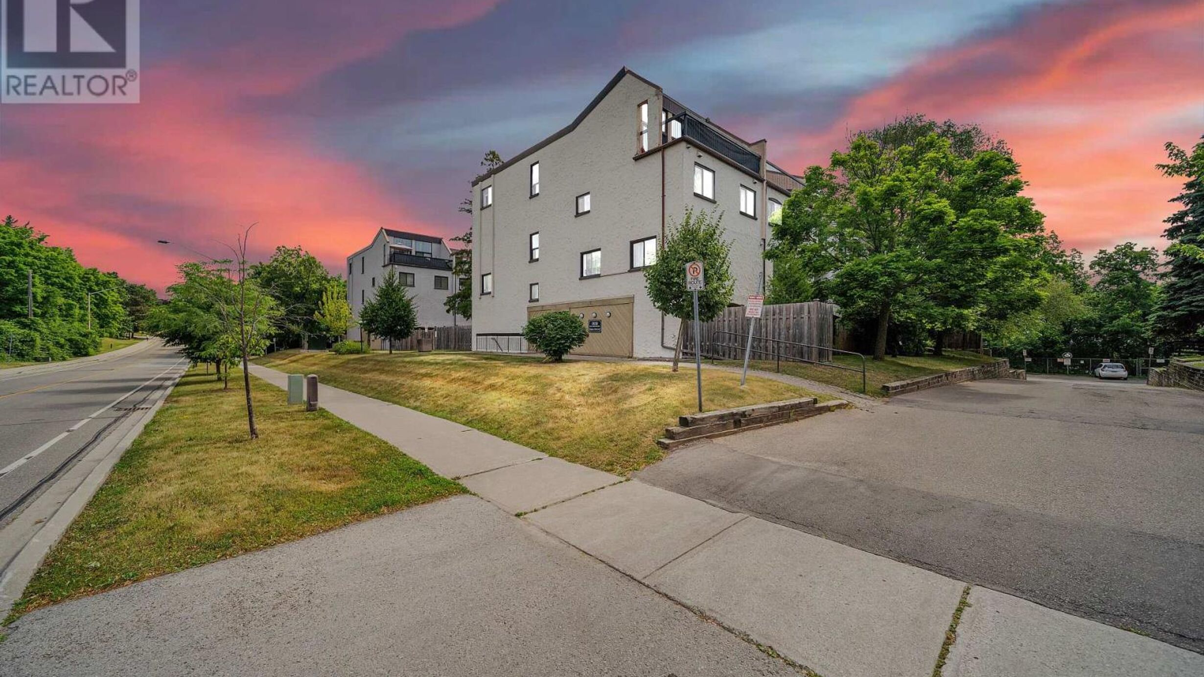 132 - 1058 FALGARWOOD DRIVE Image