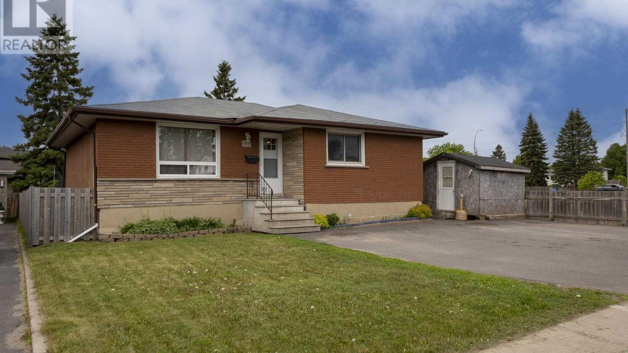 955 John ST Image