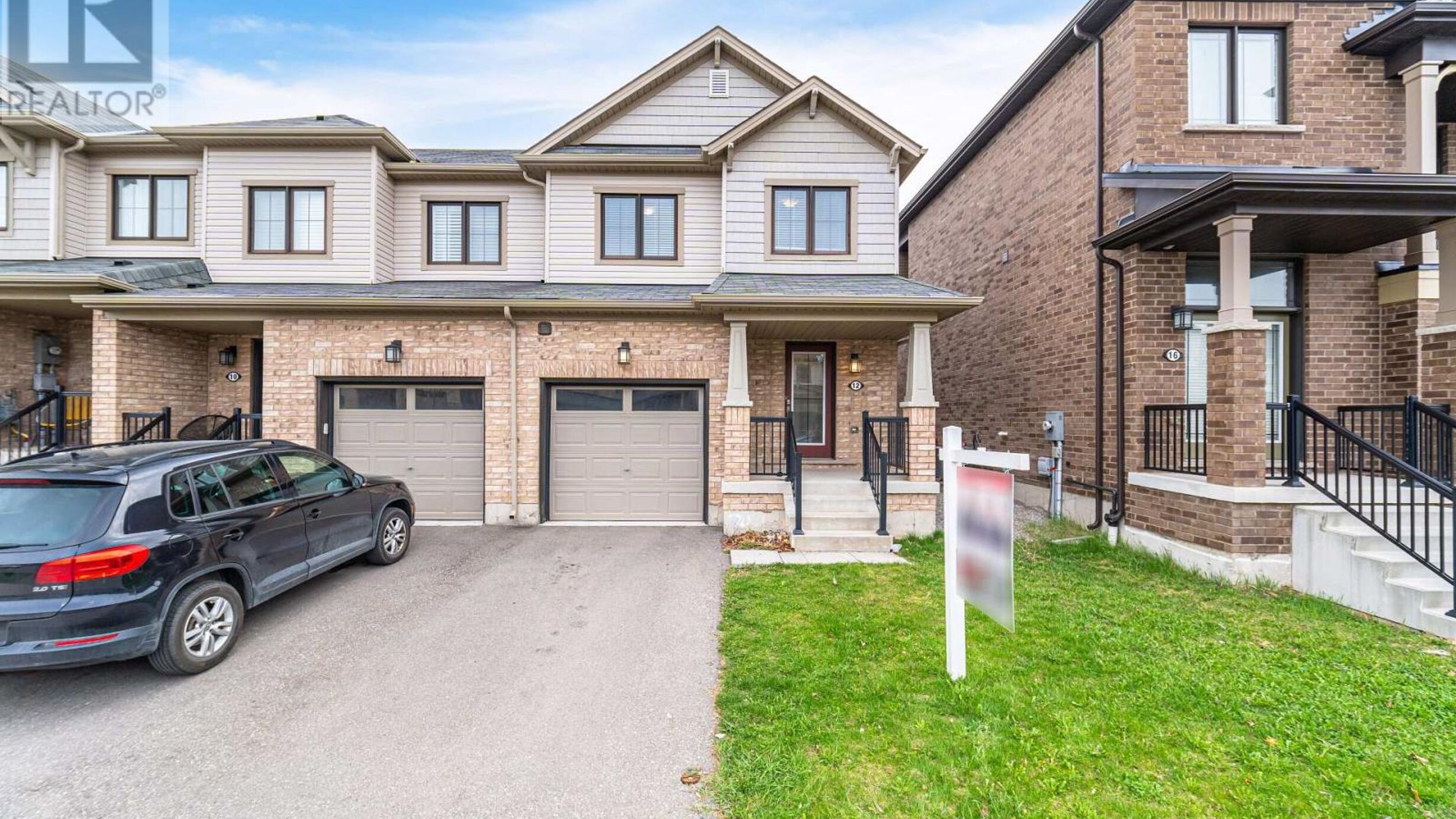 12 PAGEBROOK CRESCENT Image