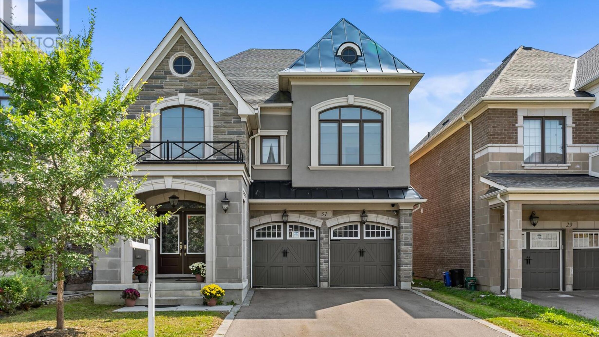 31 STREAMSIDE STREET Image