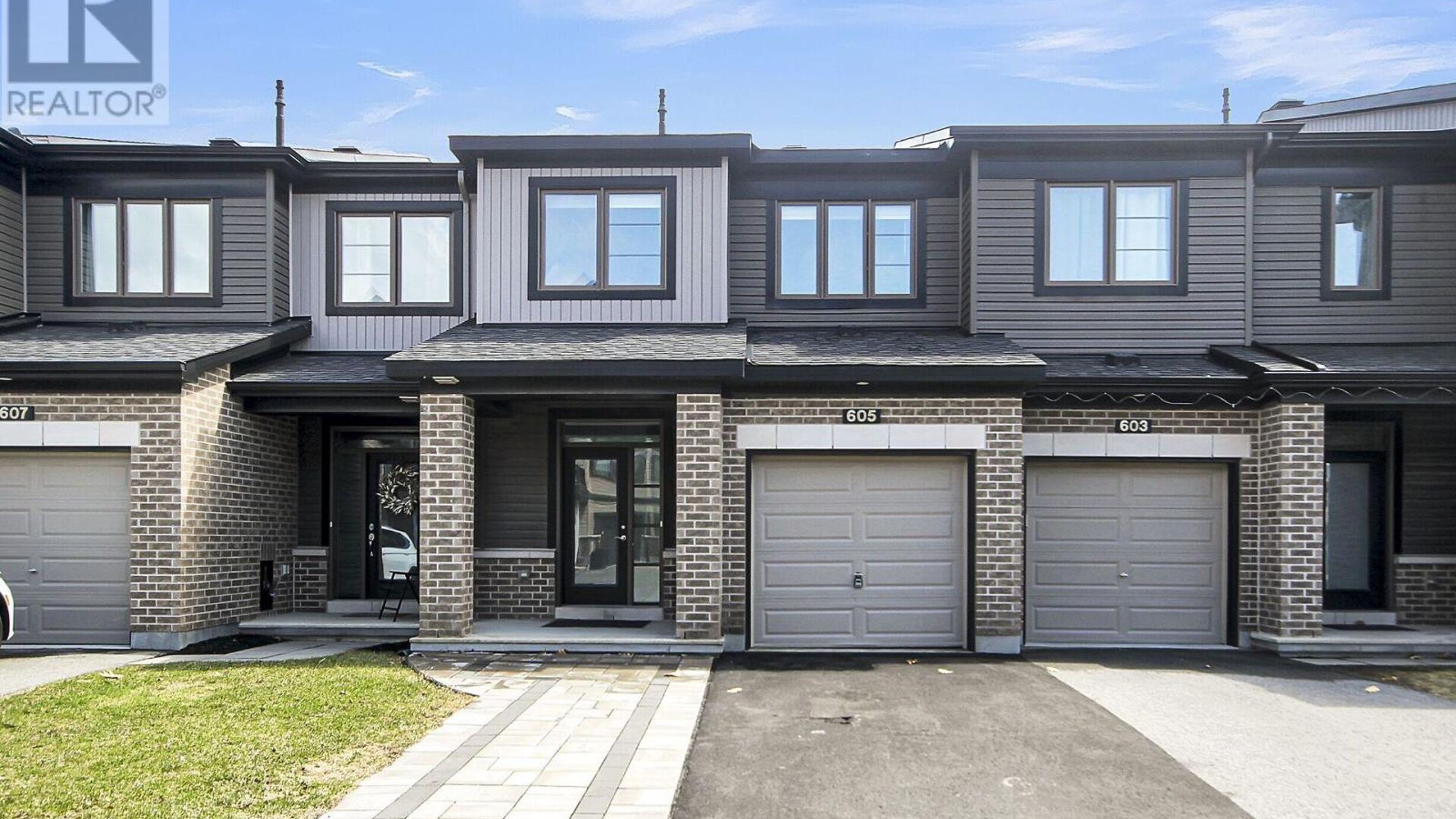 605 LAURALEAF CRESCENT Image