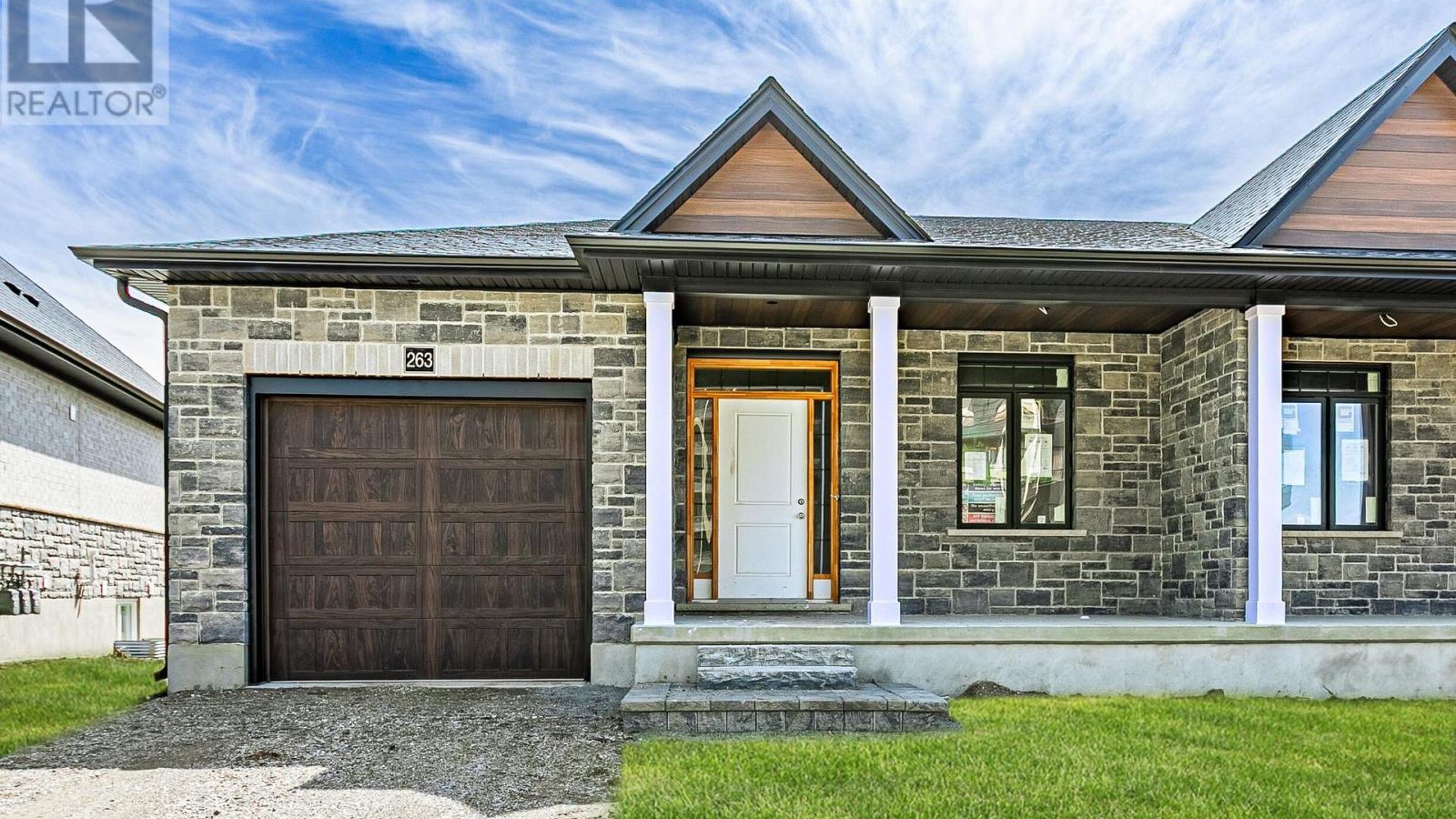 263 SOUTH CARRIAGE ROAD Image
