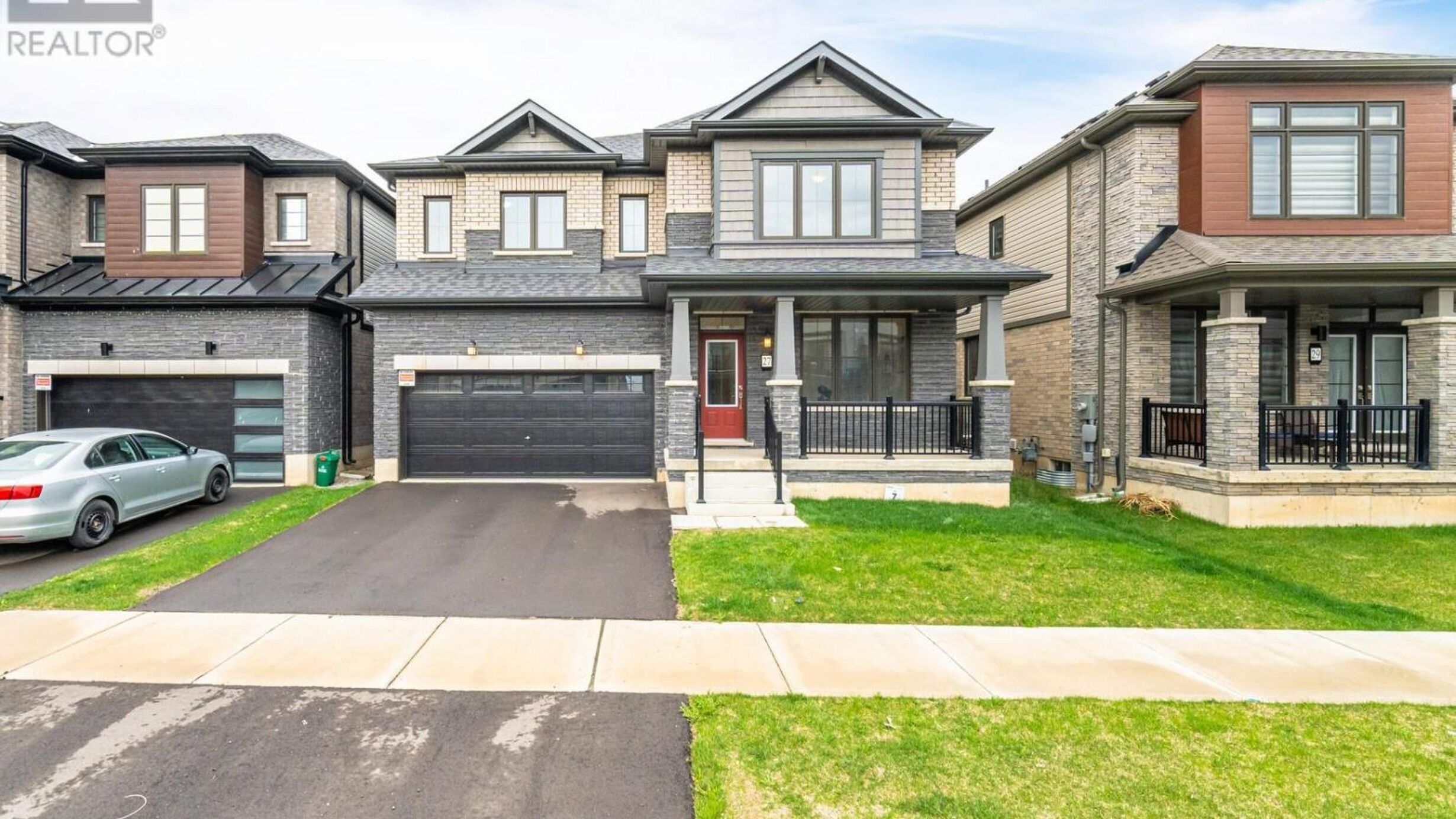 27 BEE CRESCENT Image