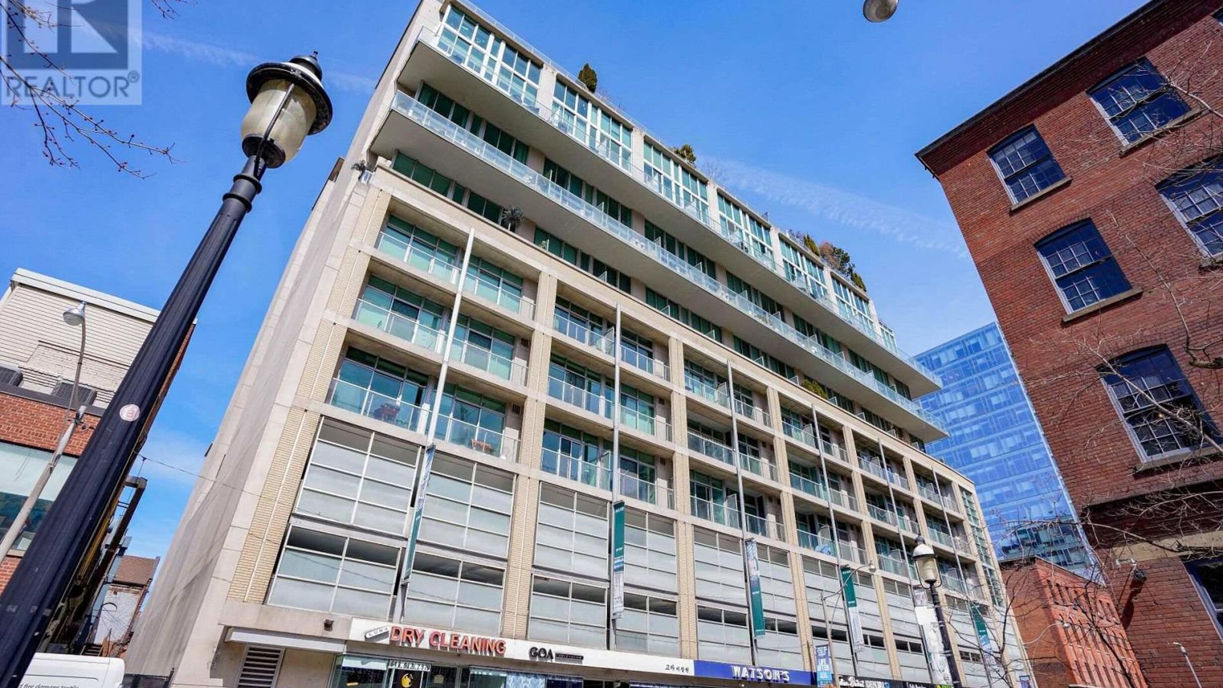 923 - 388 RICHMOND STREET W Image
