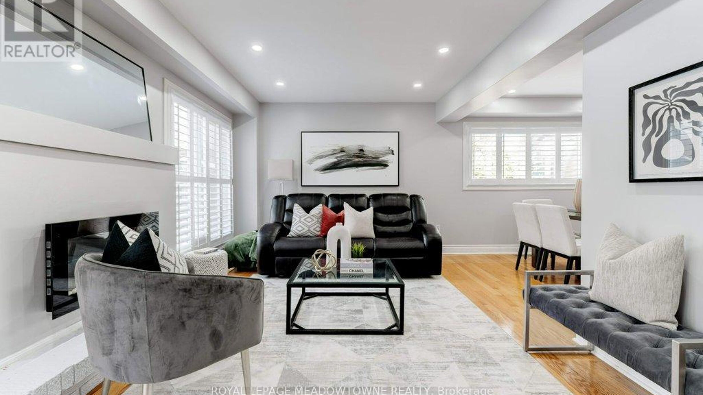 10 - 336 QUEEN STREET S Image