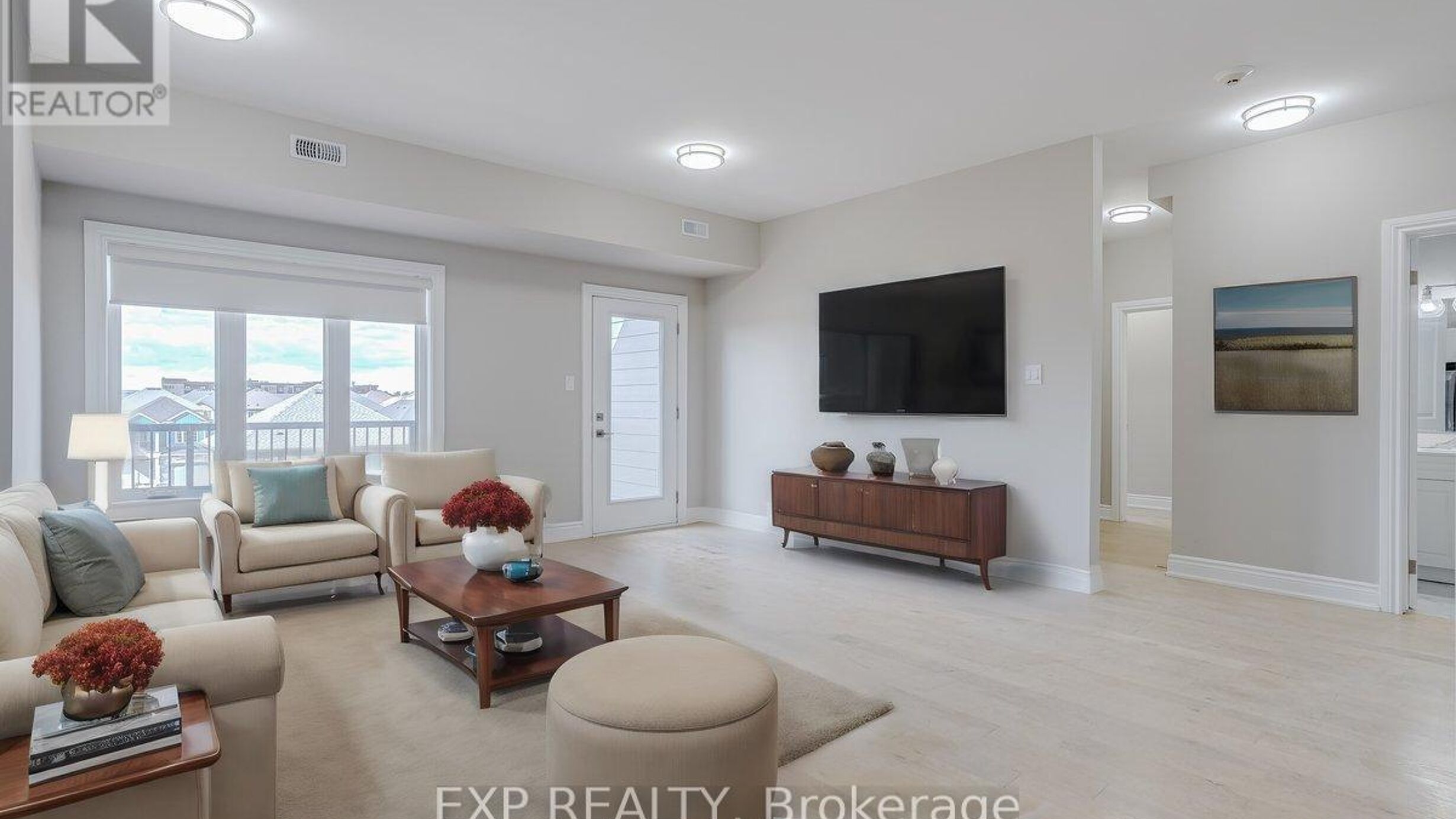 304 - 163 PORT ROBINSON ROAD Image