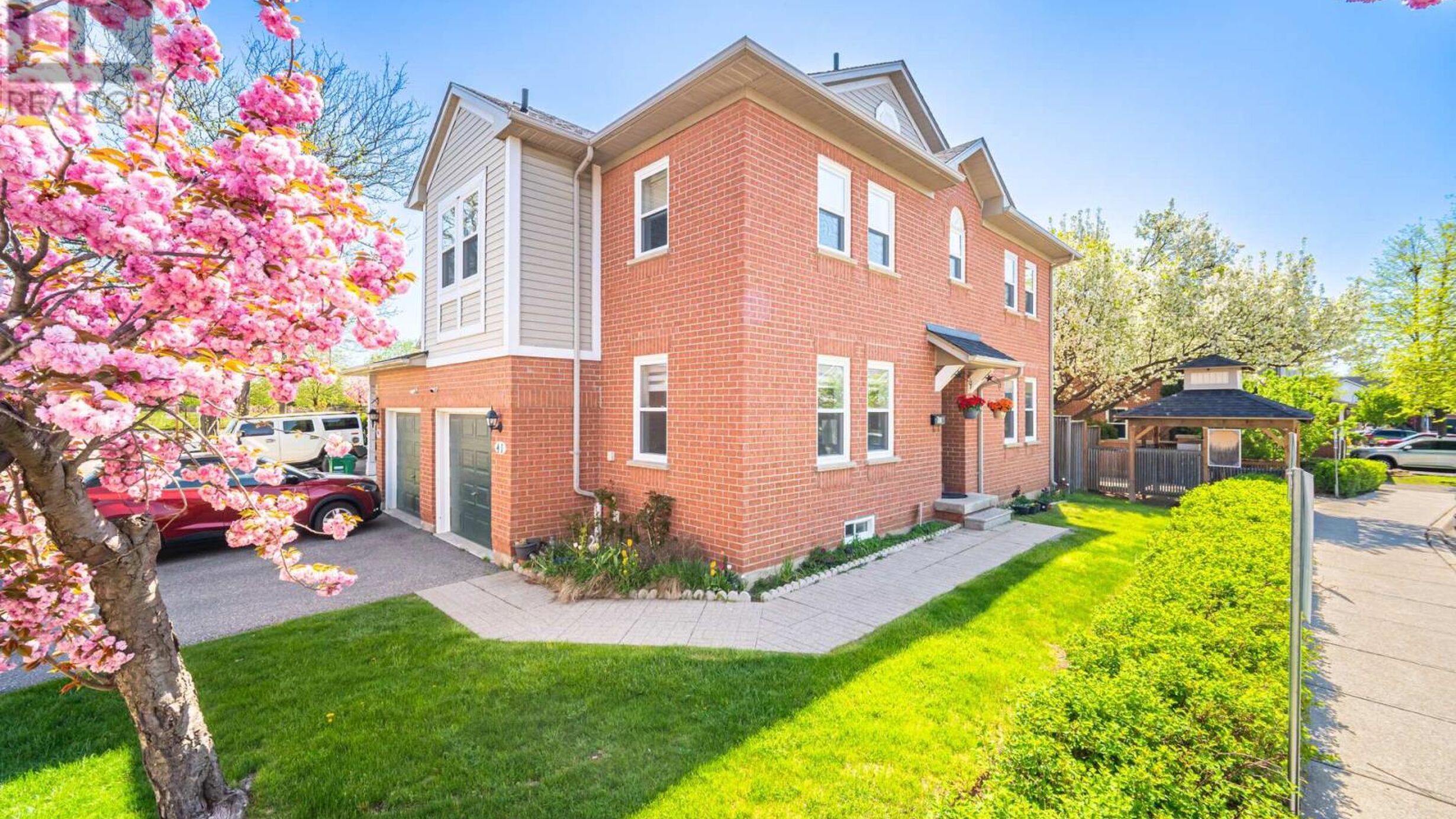 41 - 5659 GLEN ERIN DRIVE E Image