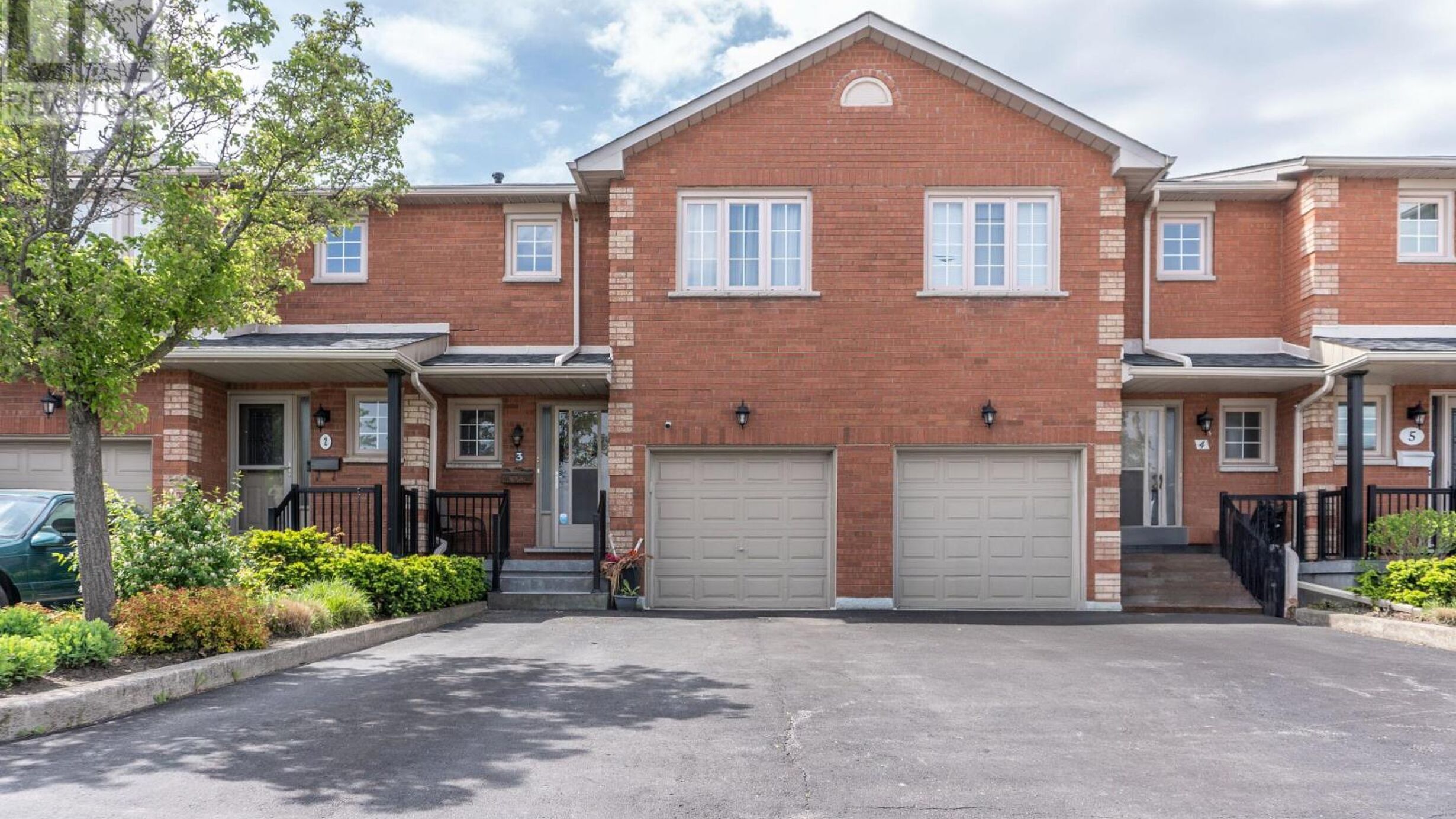 3 - 255 MOUNT ALBION ROAD Image
