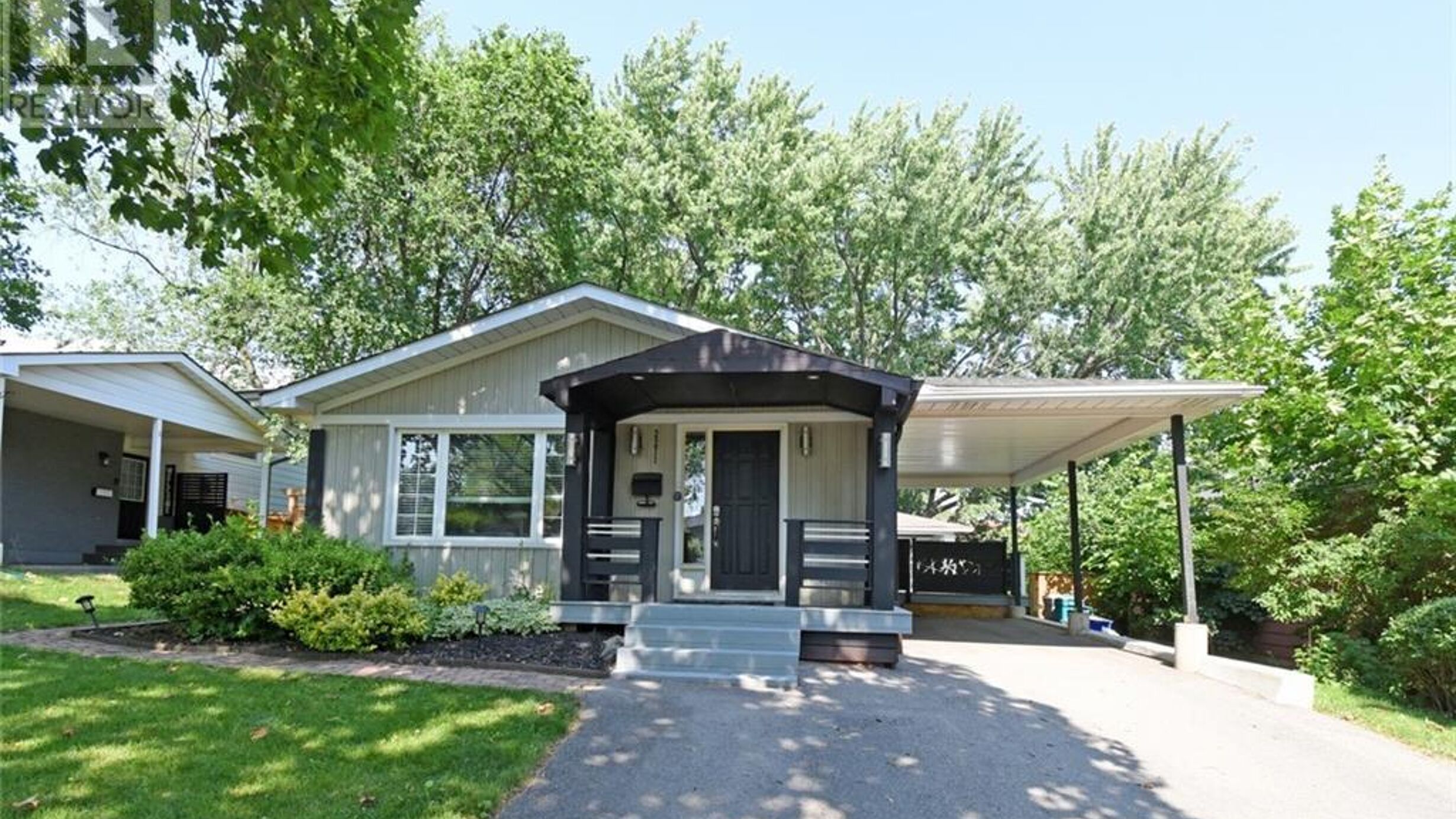 2271 SHEFFIELD Drive Image