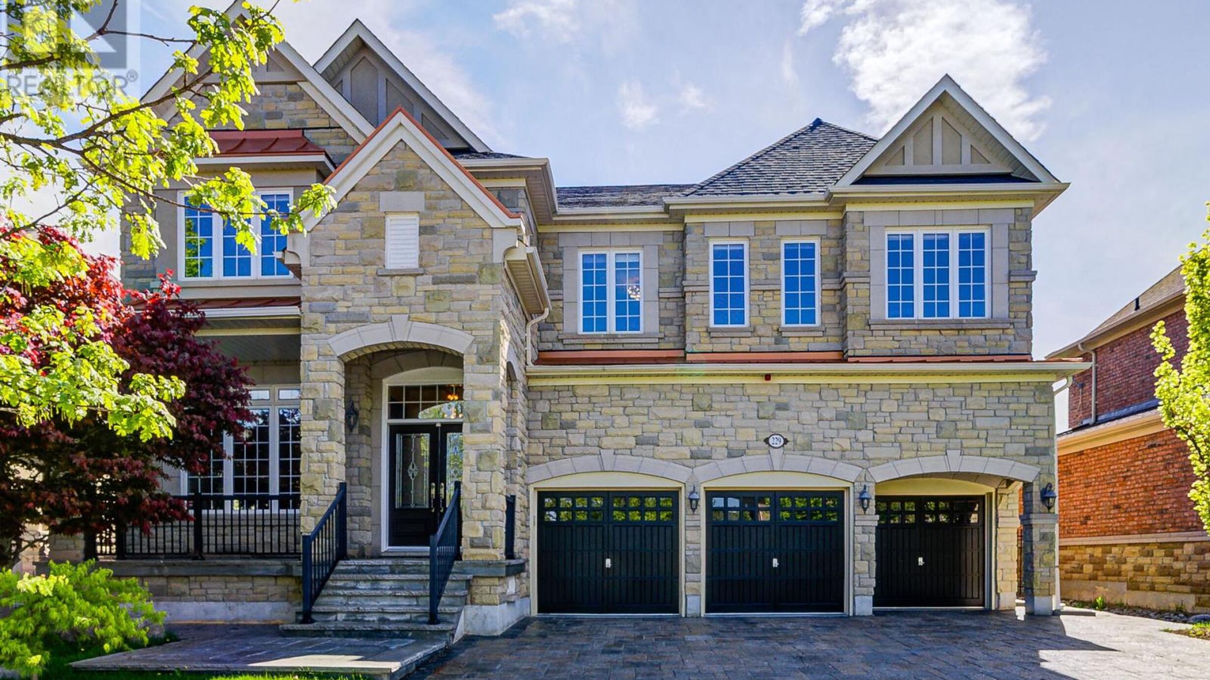 229 HUNTERWOOD CHASE Image