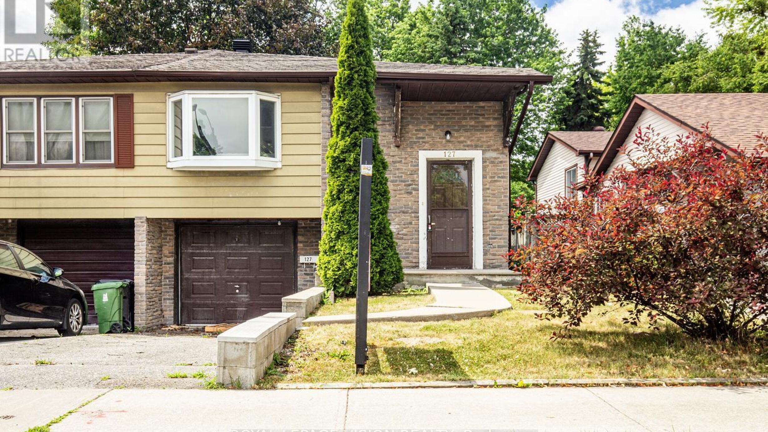 127 FRESHMEADOW DRIVE Image