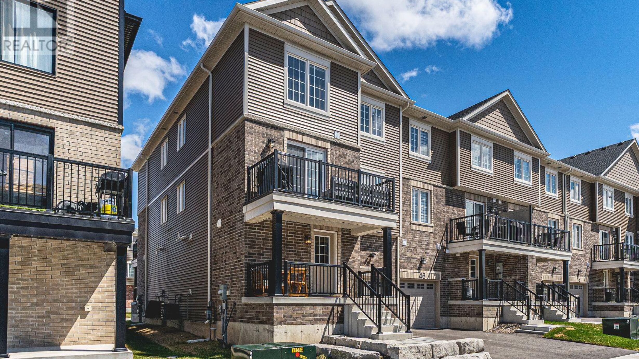 48 HAY LANE Image