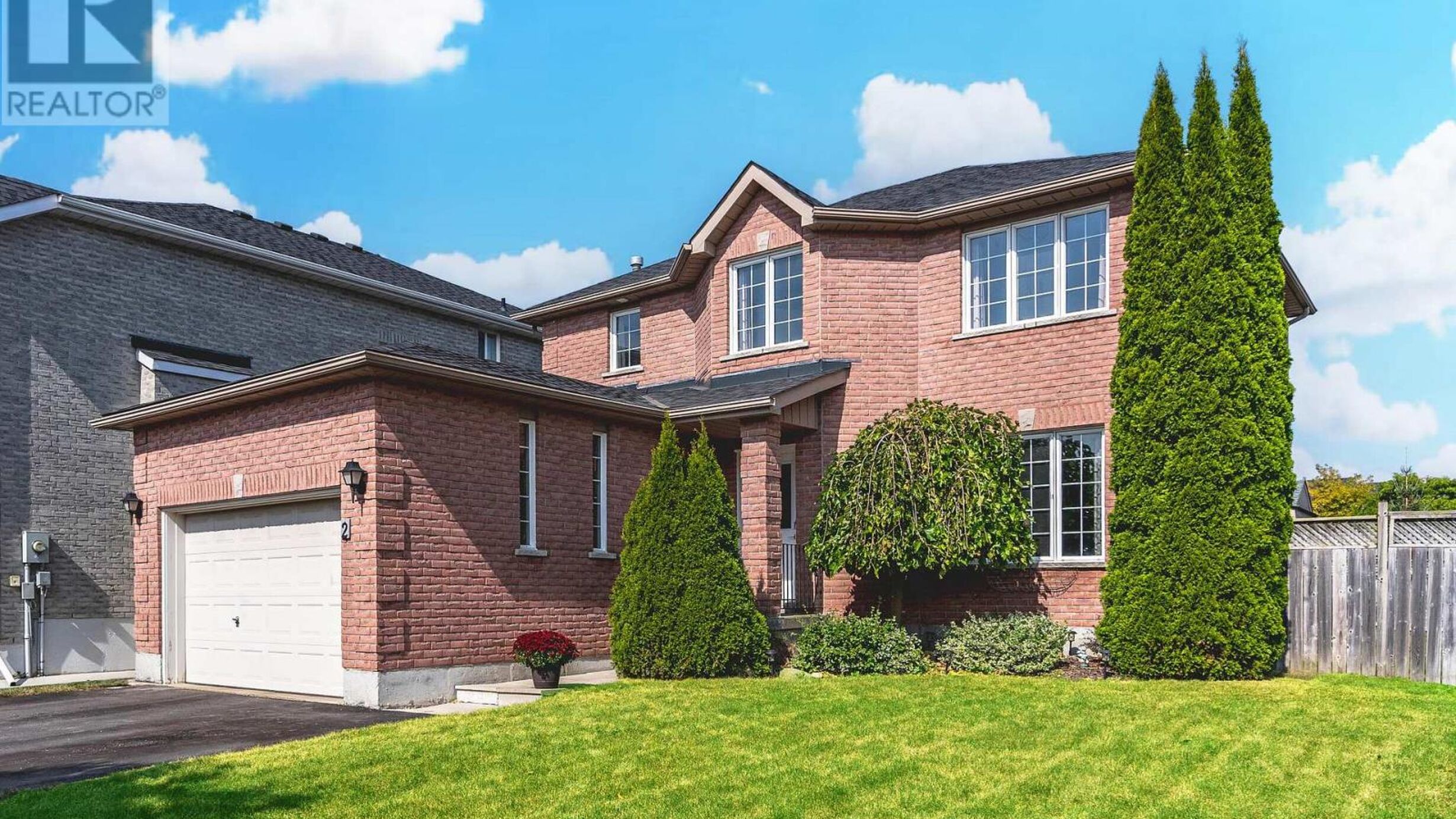 2 NORTHVIEW CRESCENT Image