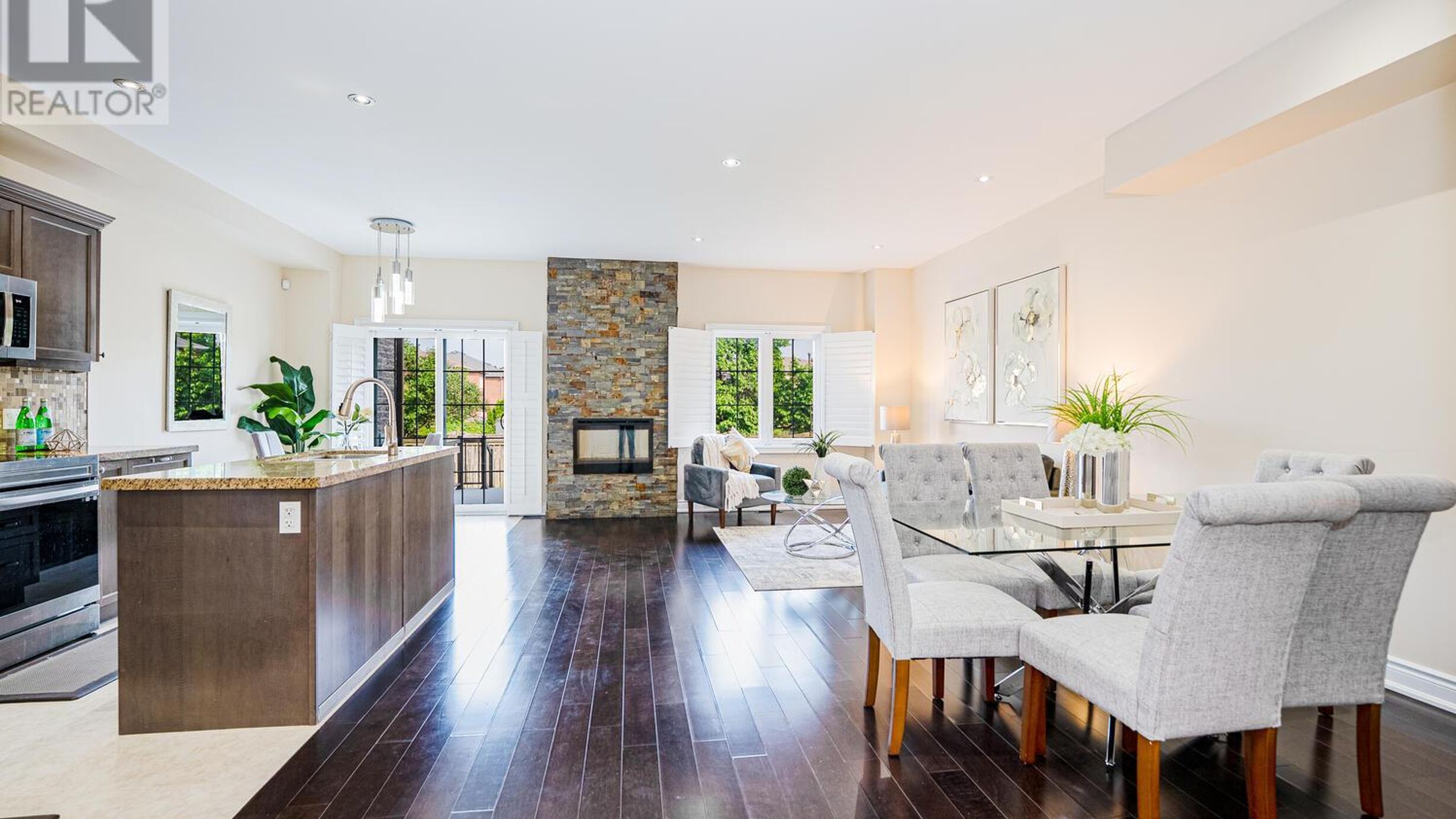 819 MILLWORKS CRESCENT Image
