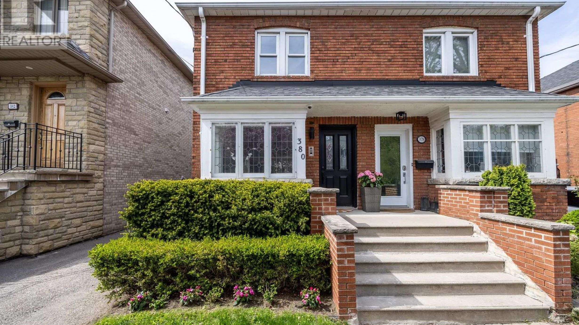 380 OLD ORCHARD GROVE Image