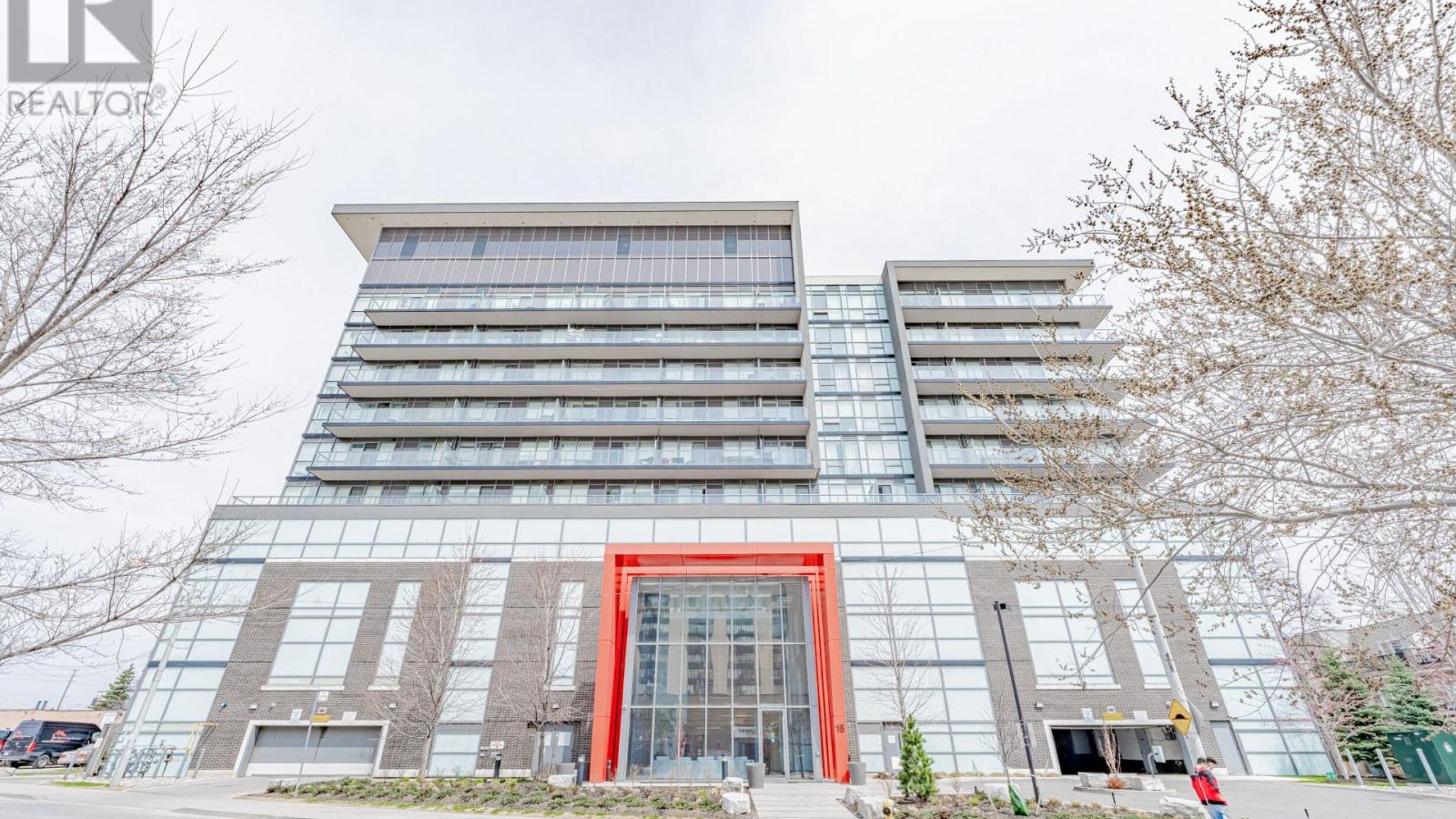 625 - 15 JAMES FINLAY WAY Image