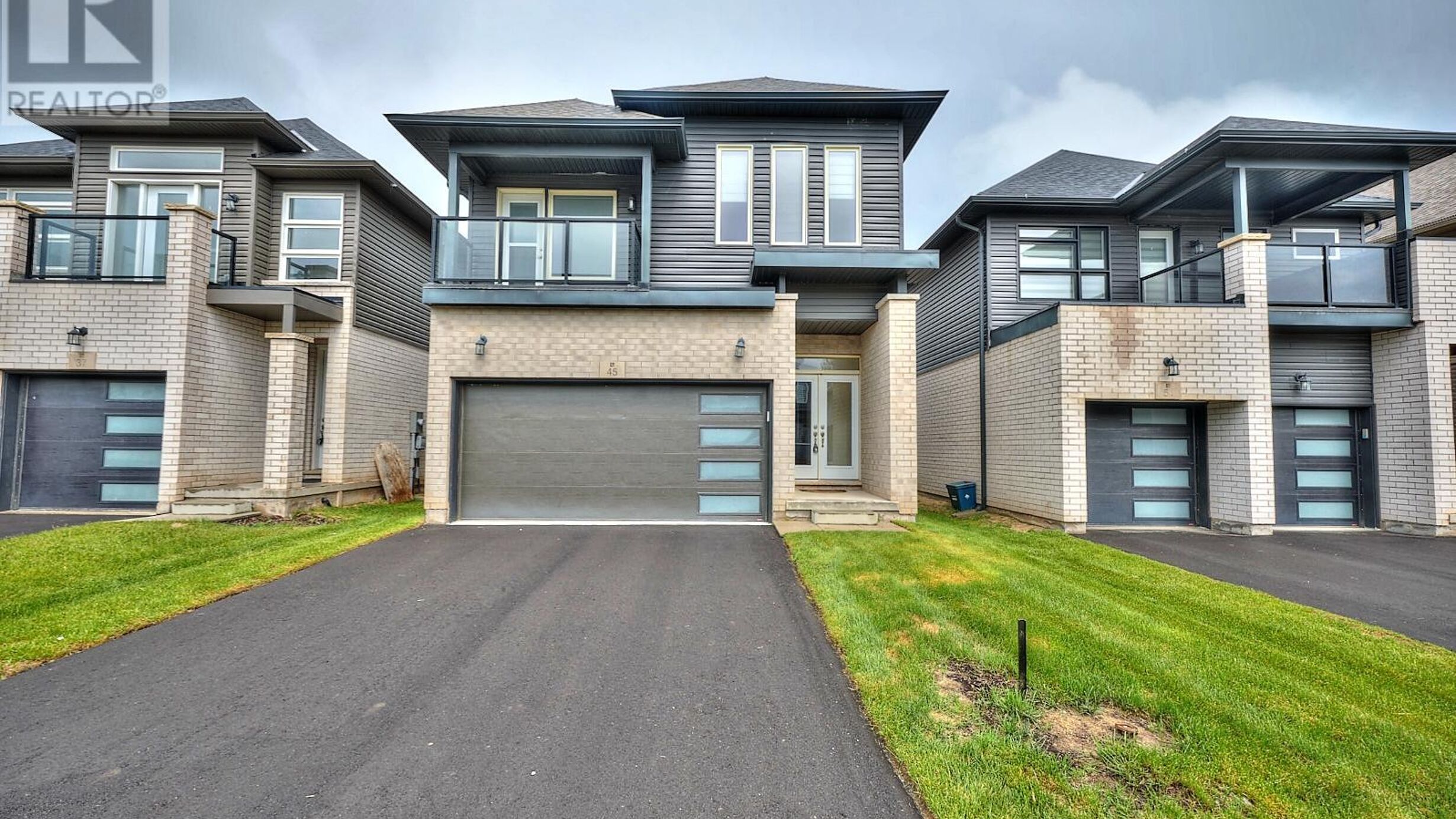 45 MCLAUGHLIN STREET Image
