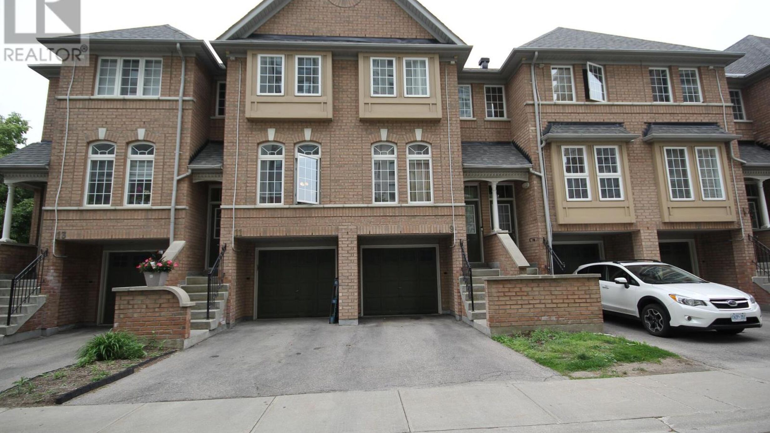 9 - 50 STRATHAVEN DRIVE Image